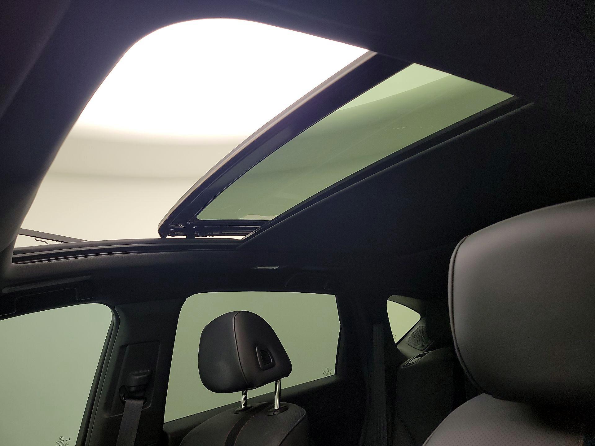 Thumbnail: 2024 Acura RDX - 19