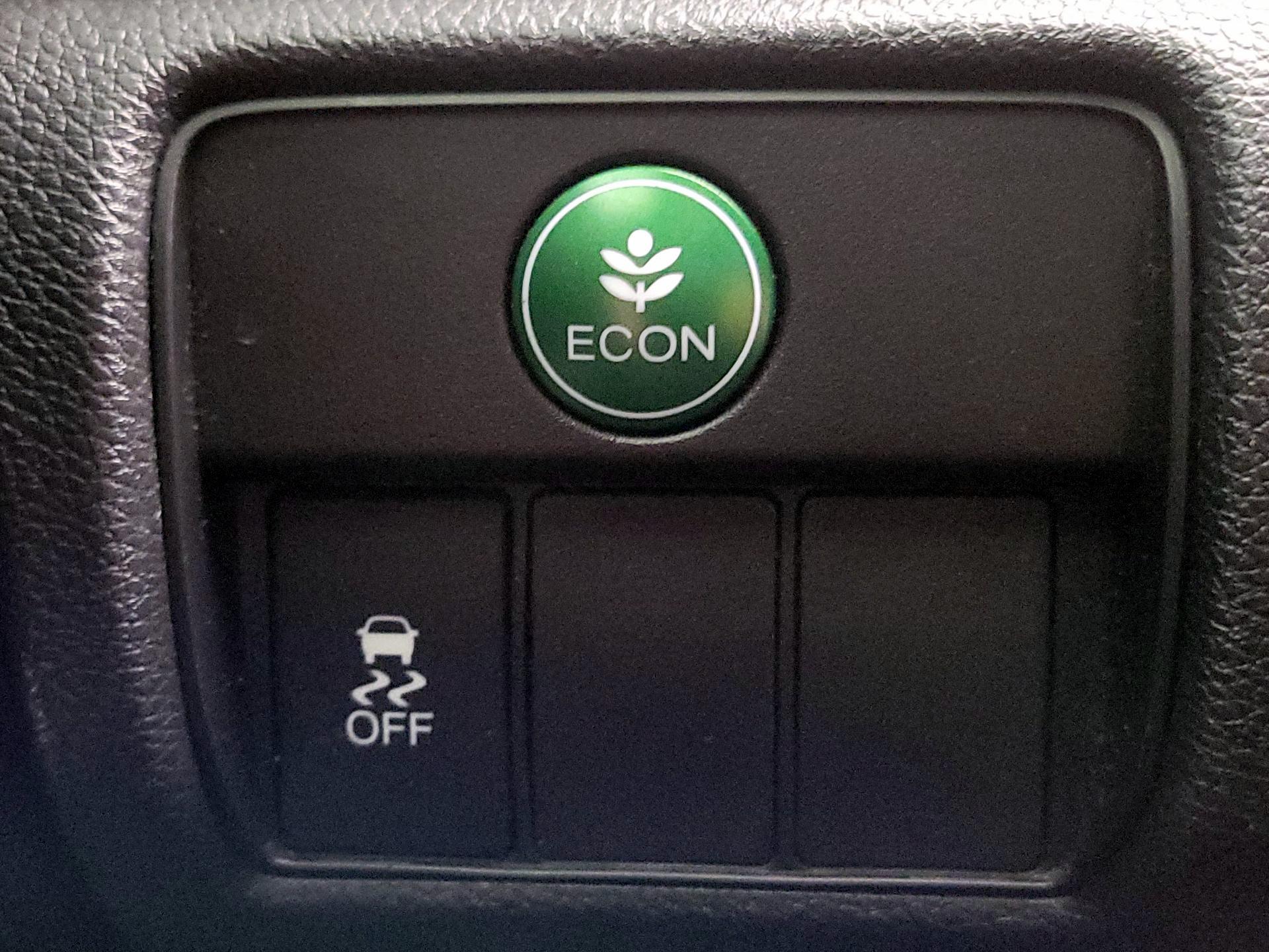 Thumbnail: 2016 Honda Accord - 13