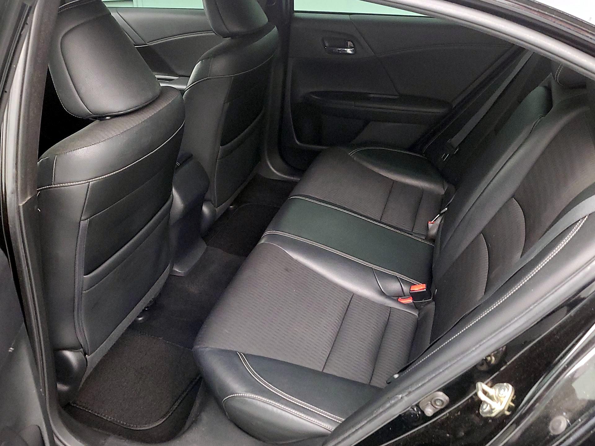 Thumbnail: 2016 Honda Accord - 19