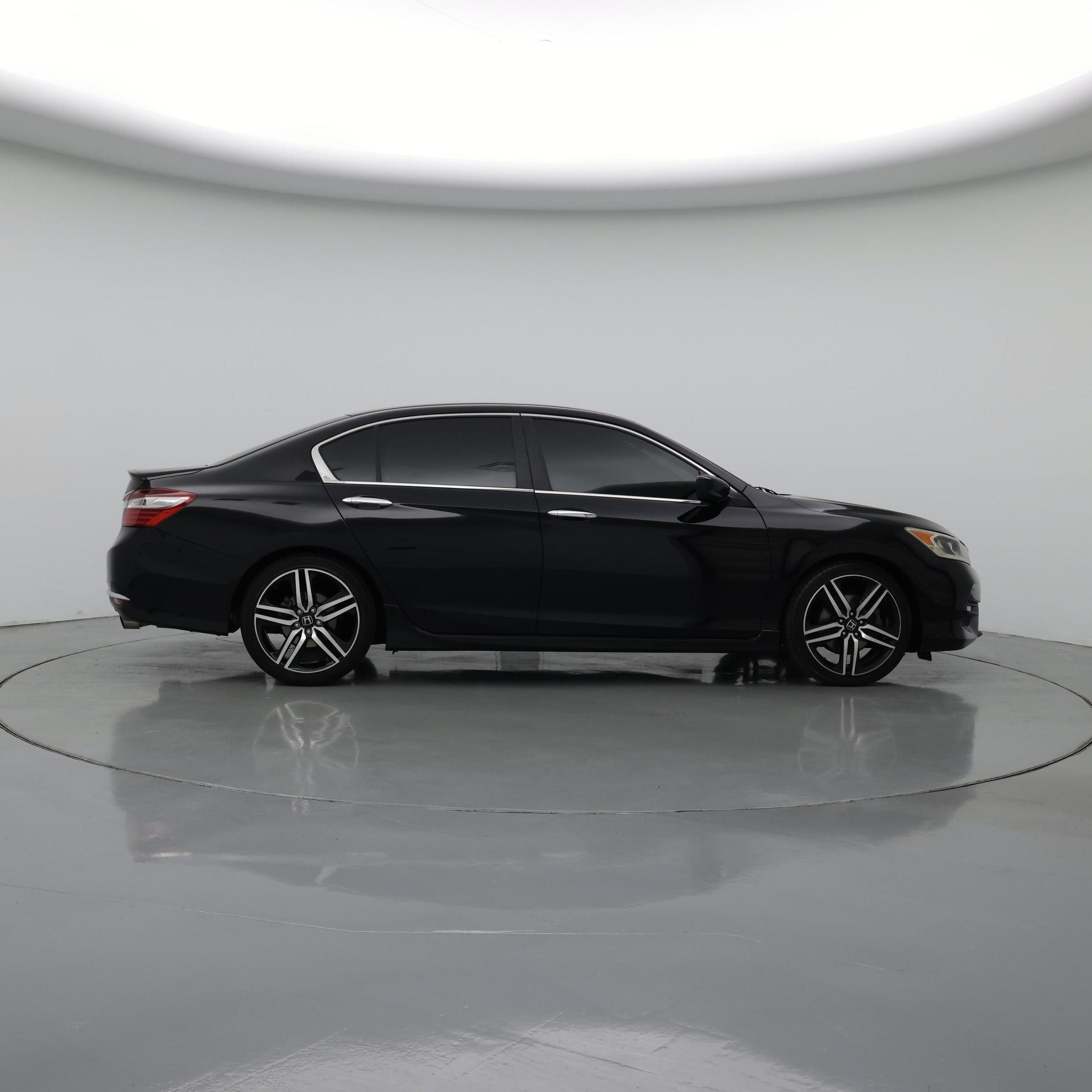 Thumbnail: 2016 Honda Accord - 7