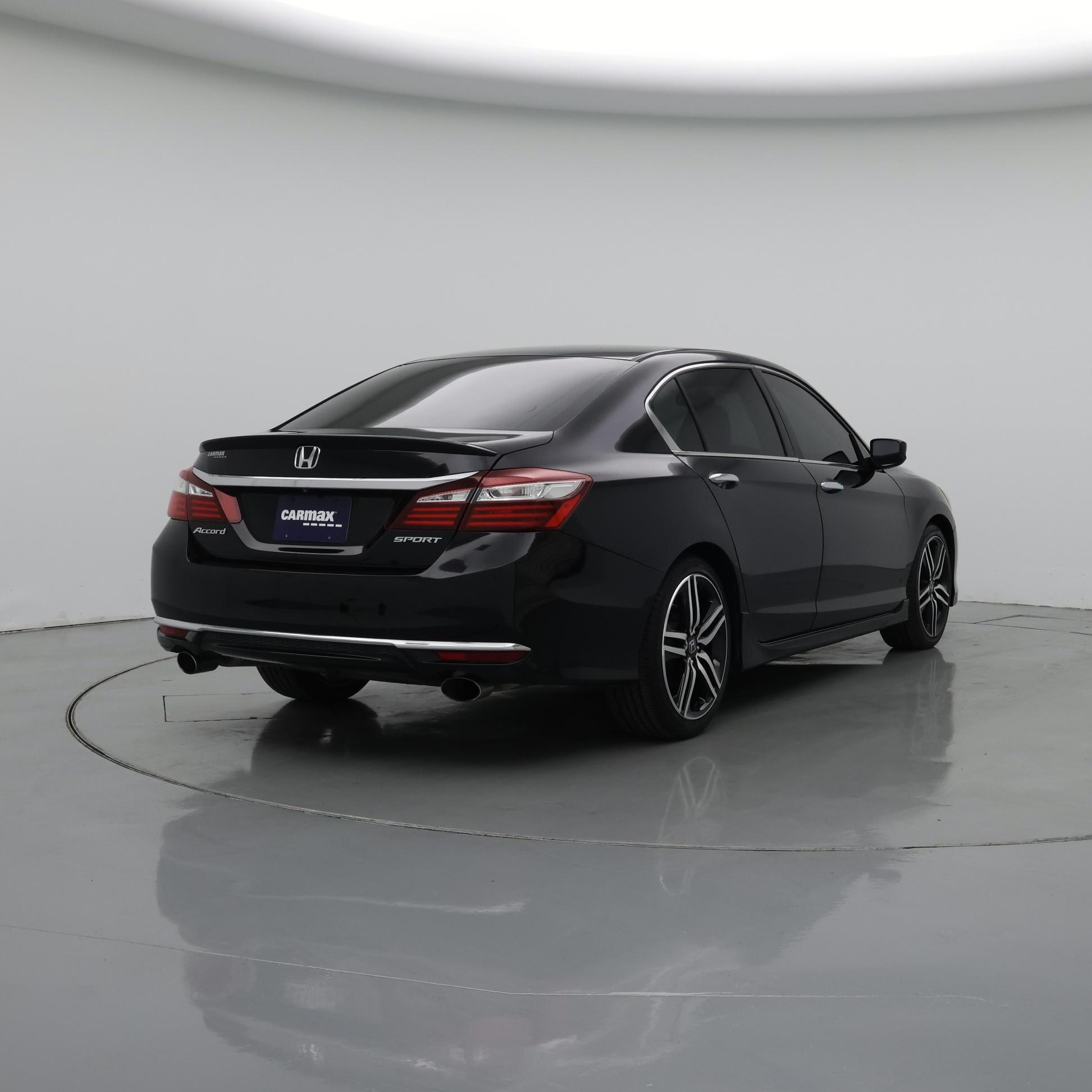Thumbnail: 2016 Honda Accord - 8