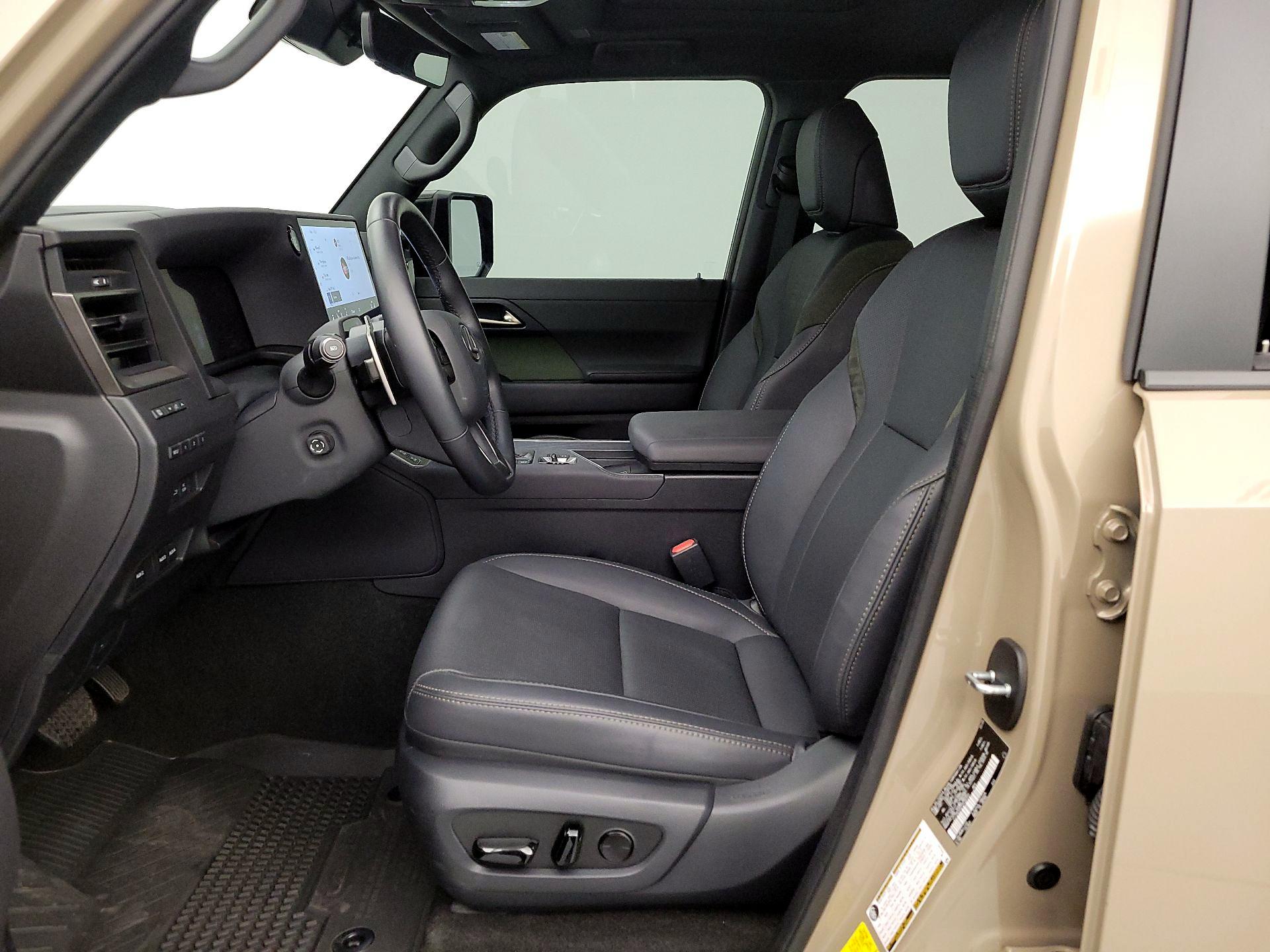 Thumbnail: 2025 Lexus GX - 11