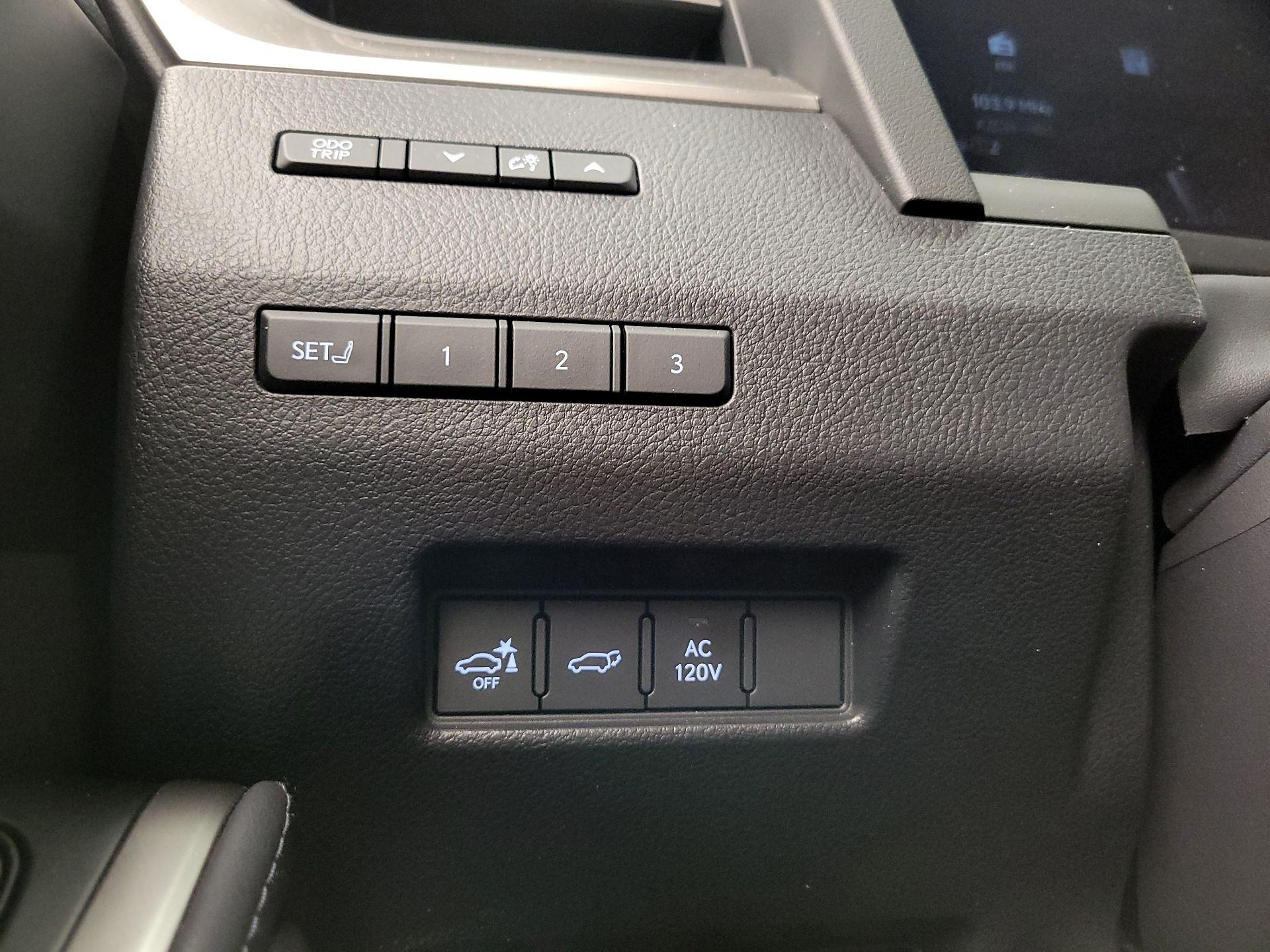 Thumbnail: 2025 Lexus GX - 13