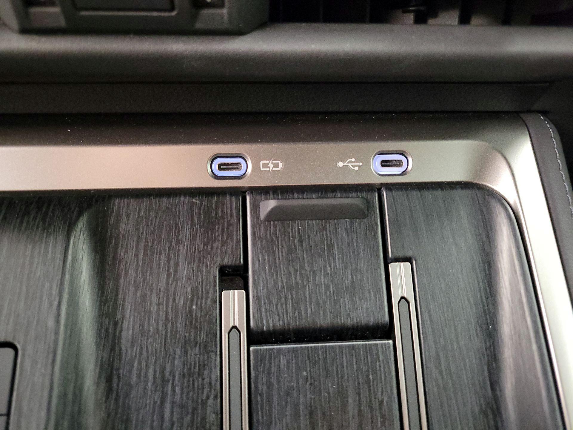 Thumbnail: 2025 Lexus GX - 18