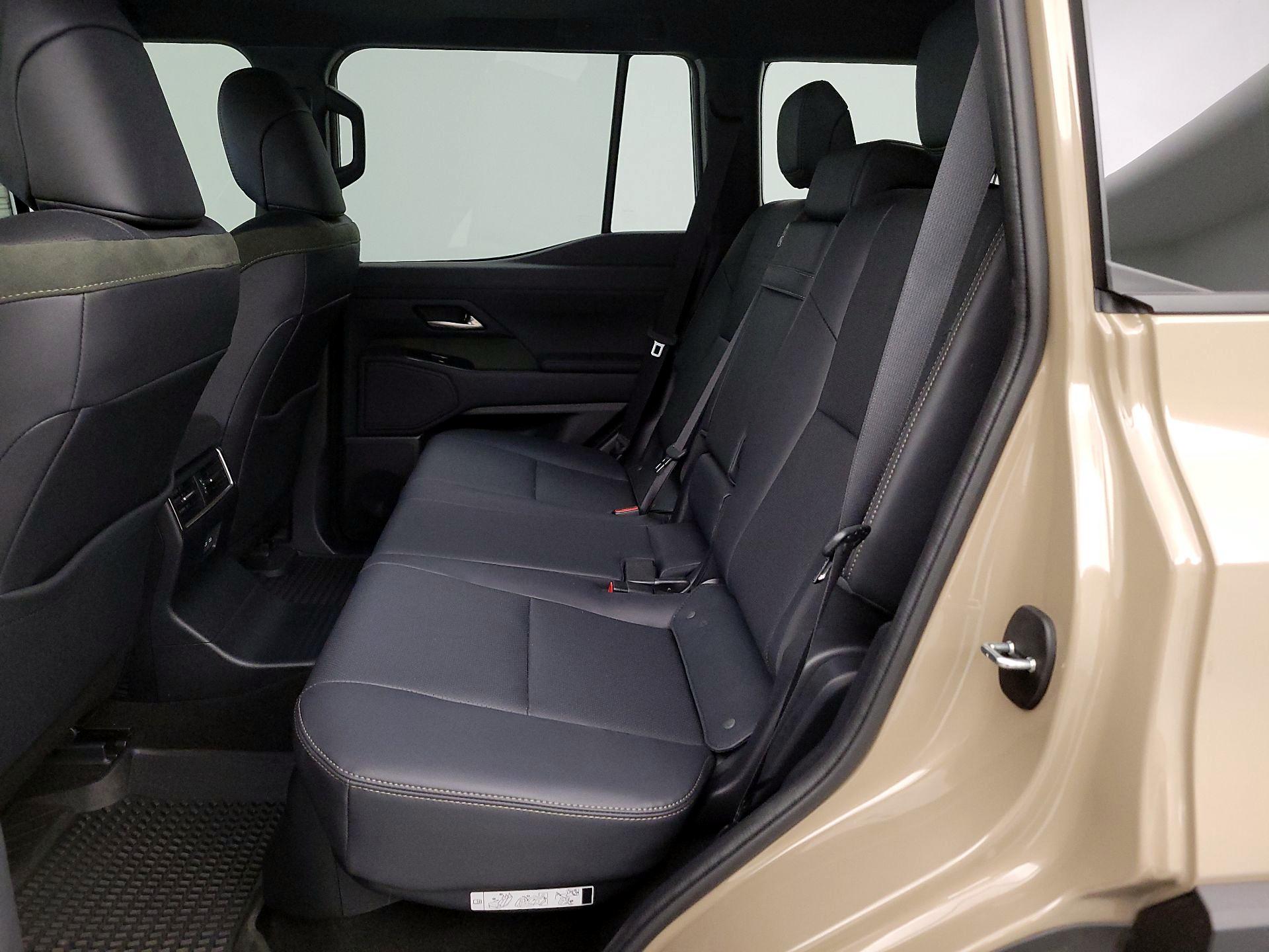 Thumbnail: 2025 Lexus GX - 20