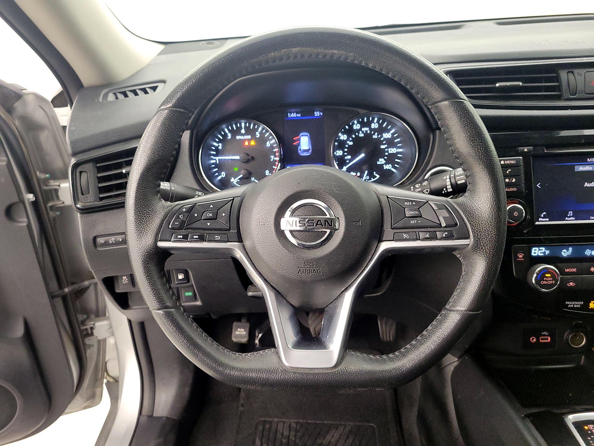 Thumbnail: 2020 Nissan Rogue - 10