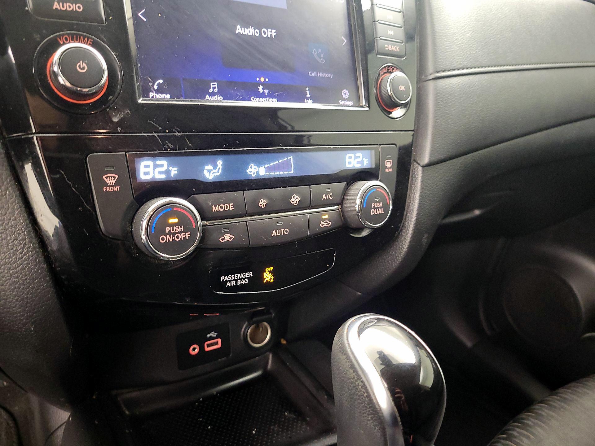 Thumbnail: 2020 Nissan Rogue - 16