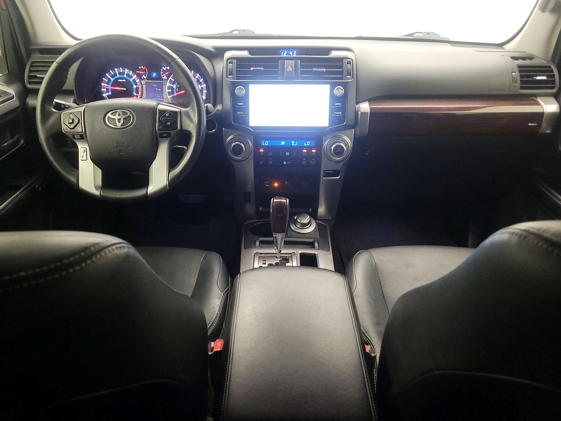 Thumbnail: 2015 Toyota 4Runner - 9