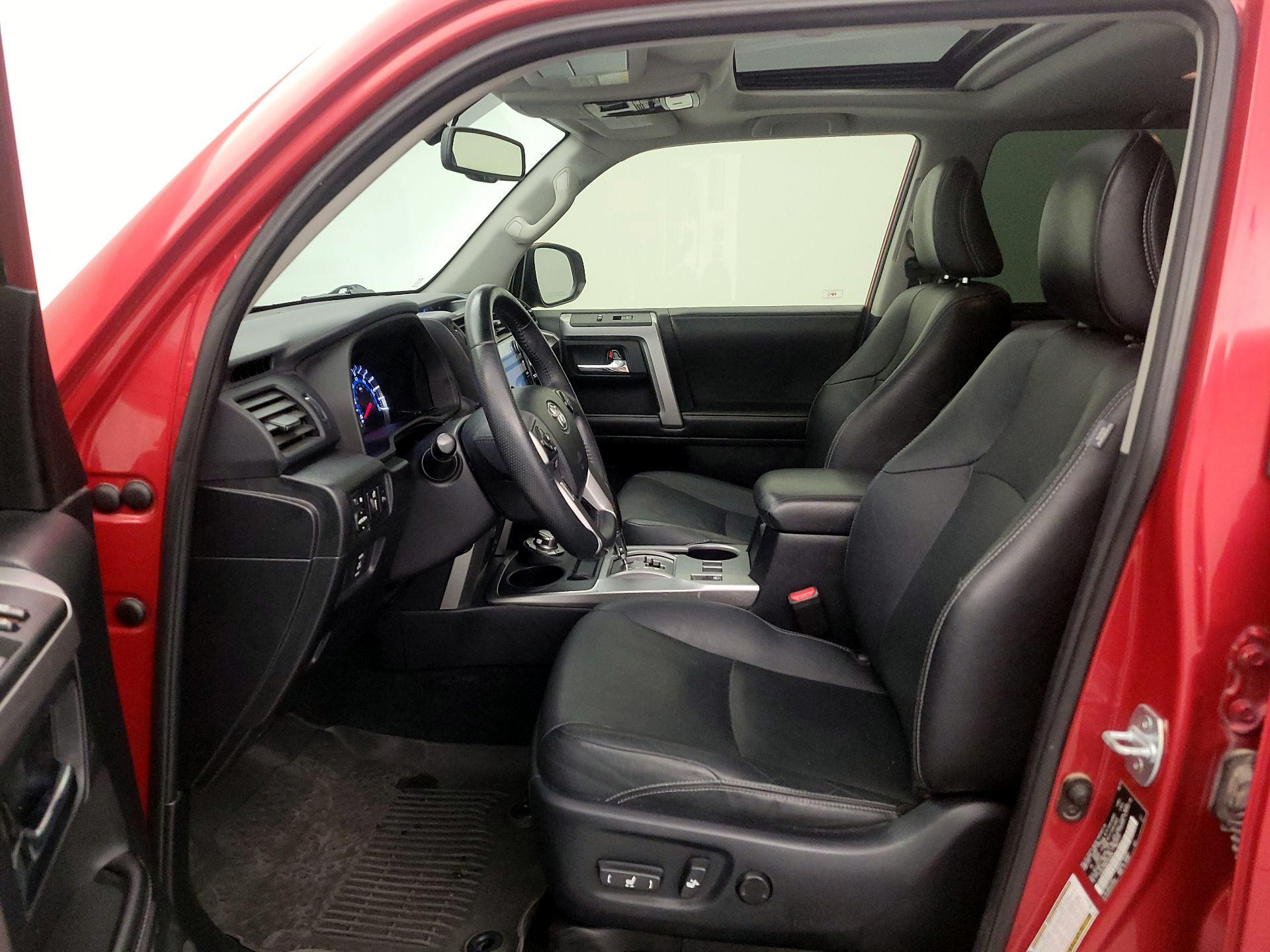 Thumbnail: 2015 Toyota 4Runner - 11