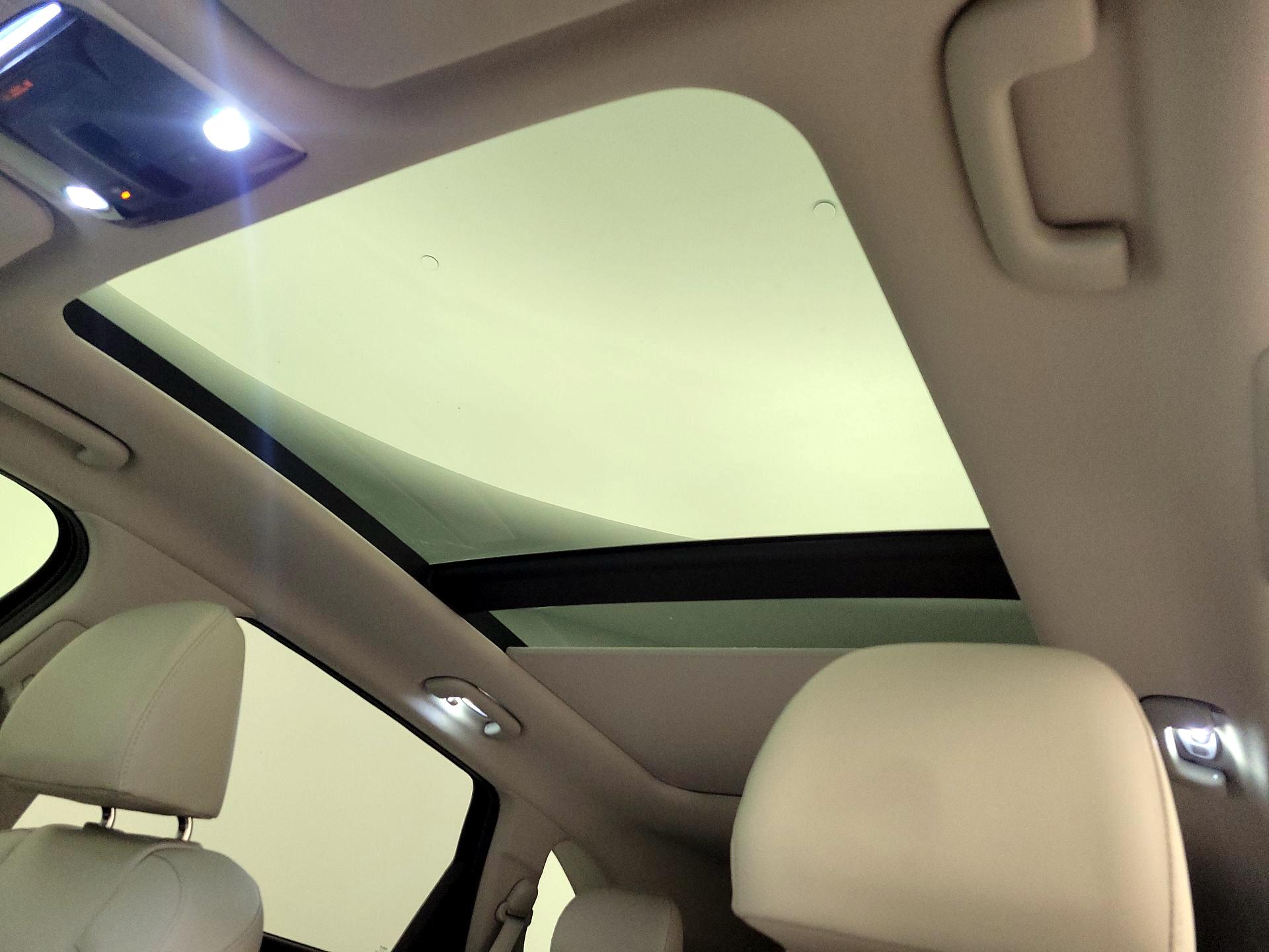Thumbnail: 2024 Kia Sorento - 20