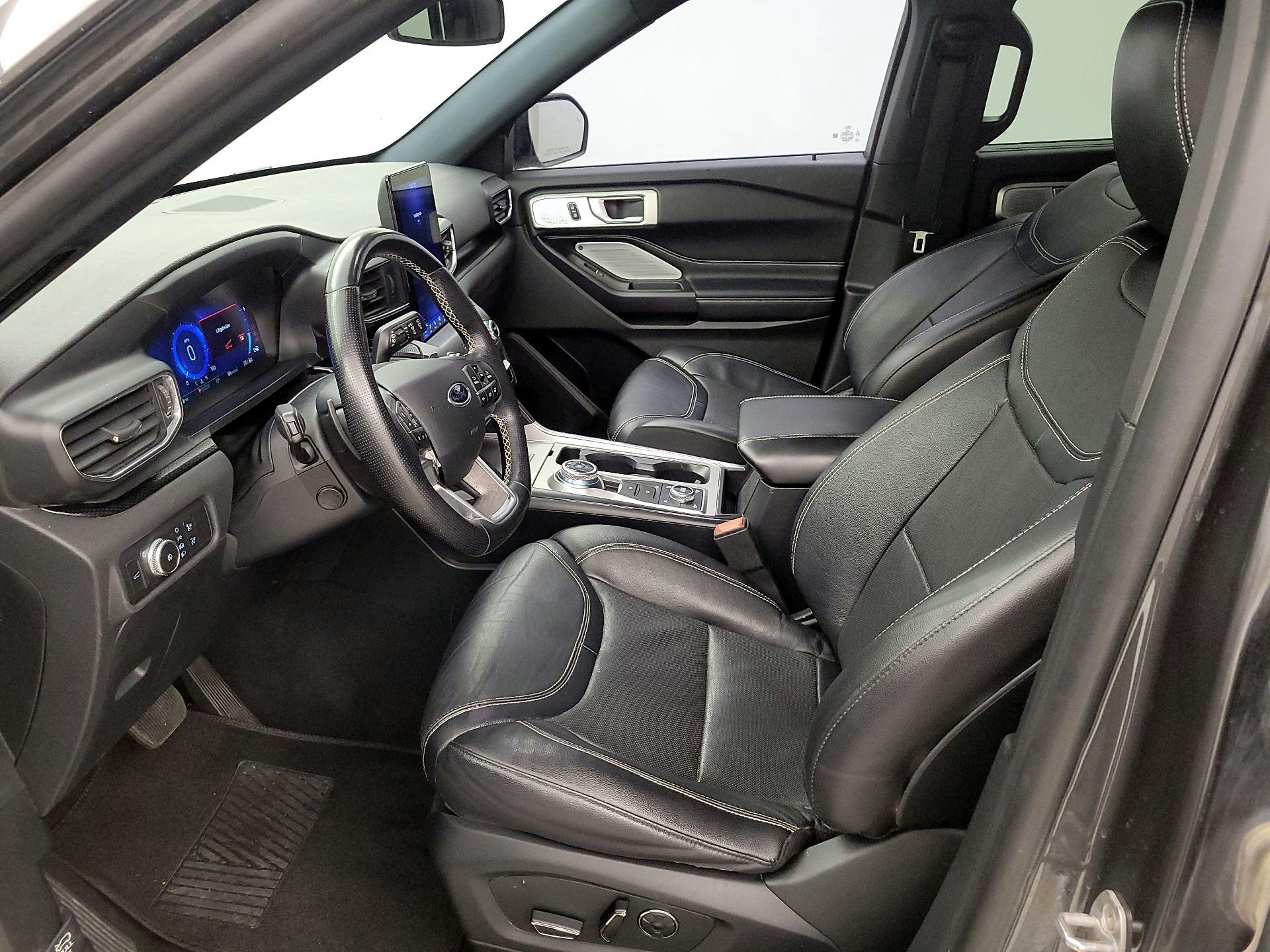 Thumbnail: 2020 Ford Explorer - 9