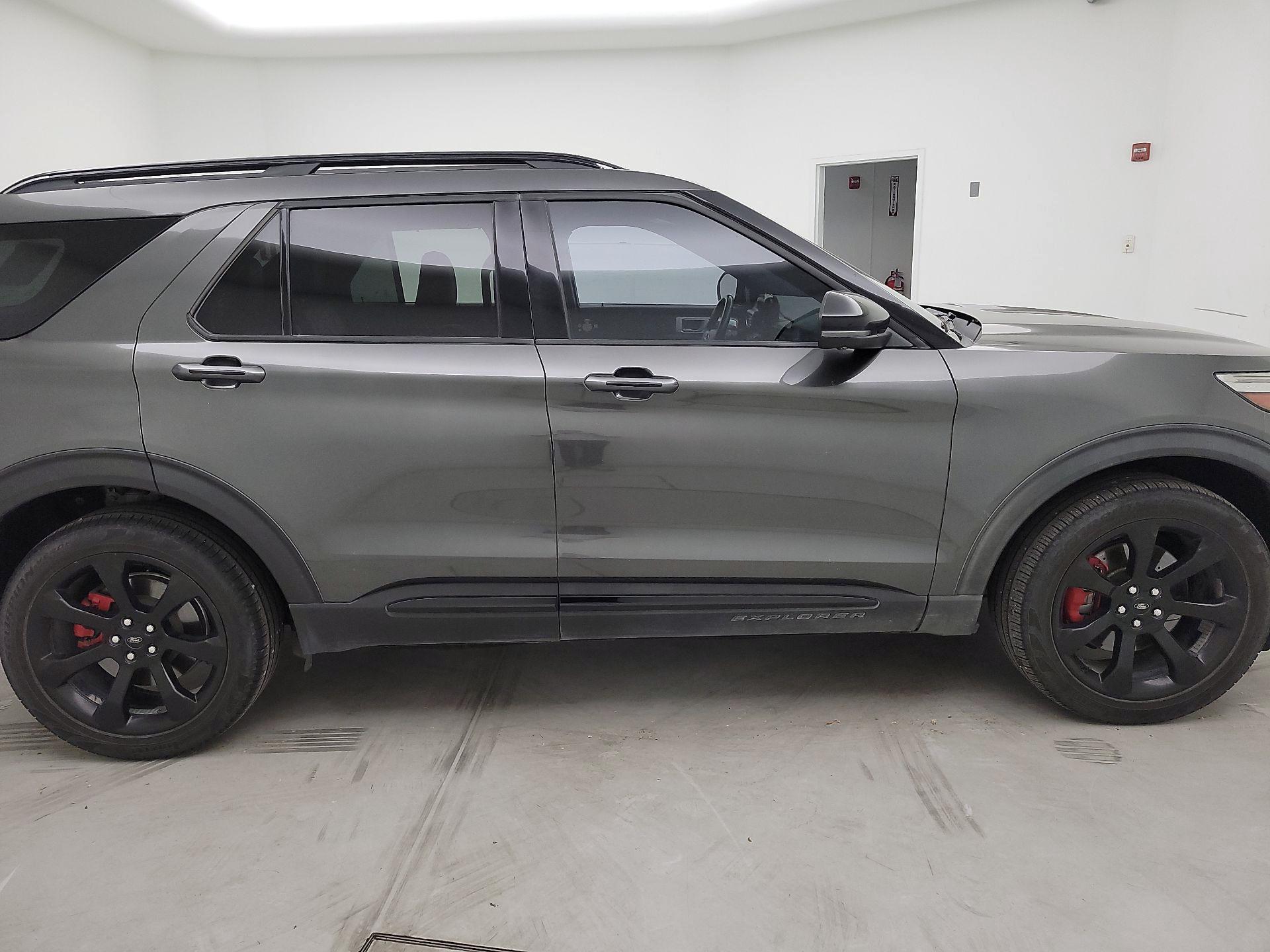 Thumbnail: 2020 Ford Explorer - 4