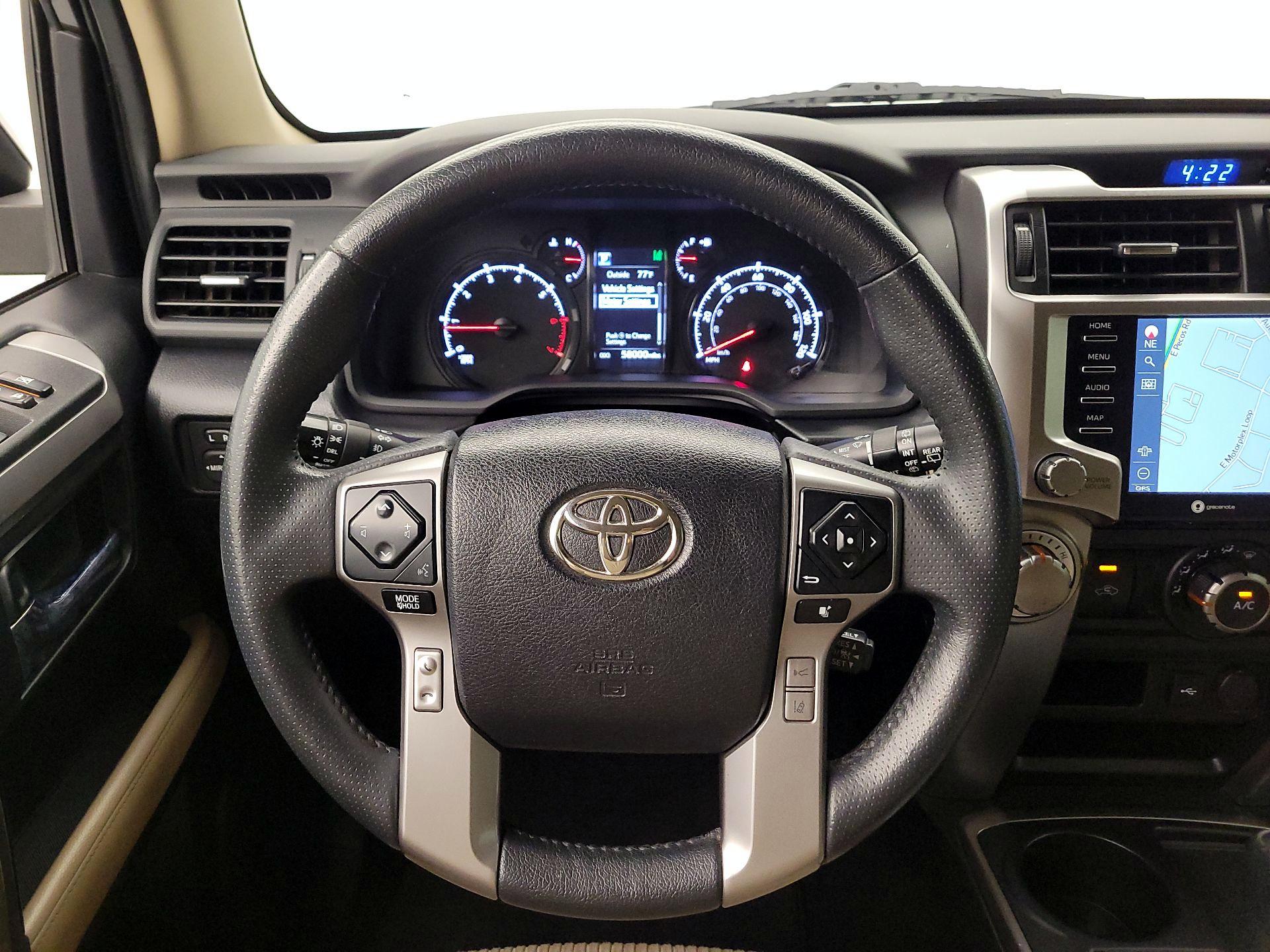 Thumbnail: 2023 Toyota 4Runner - 10