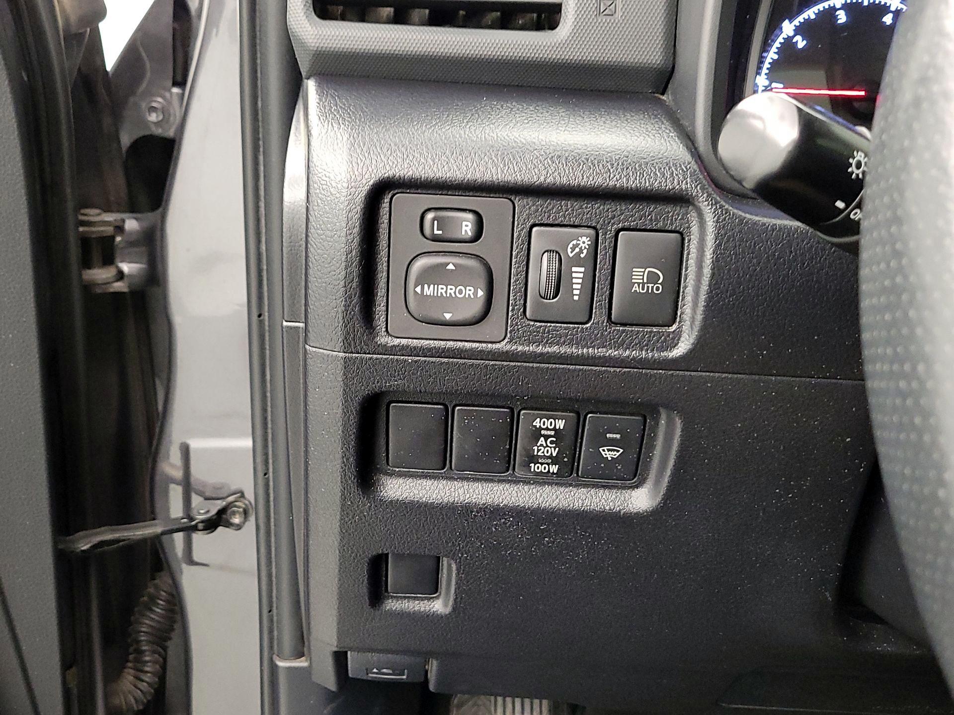 Thumbnail: 2023 Toyota 4Runner - 13