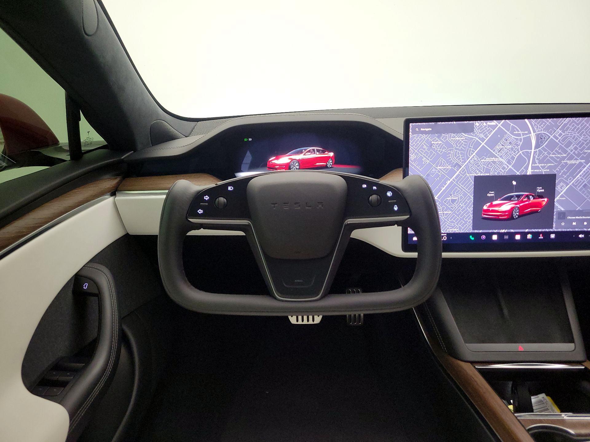 Thumbnail: 2022 Tesla Model S - 10