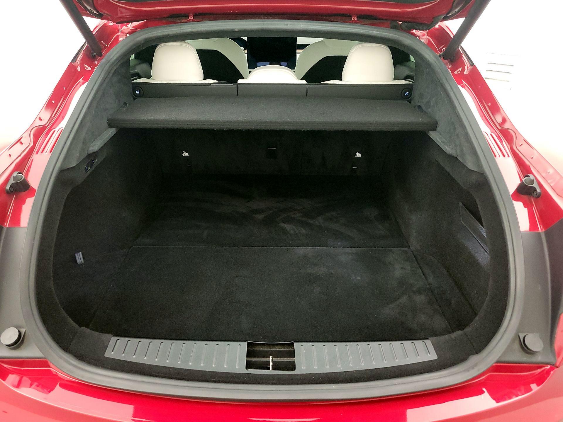 Thumbnail: 2022 Tesla Model S - 19