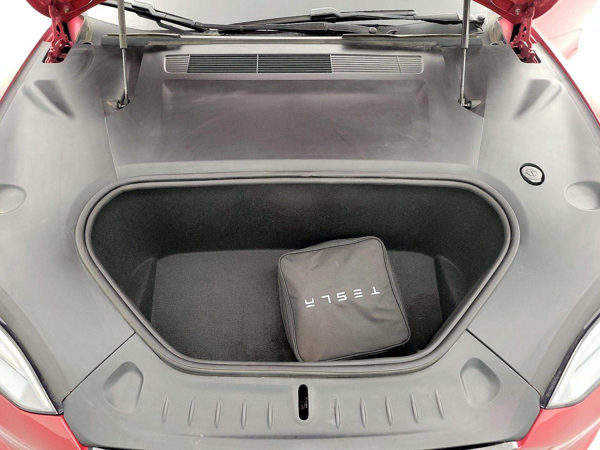 Thumbnail: 2022 Tesla Model S - 20