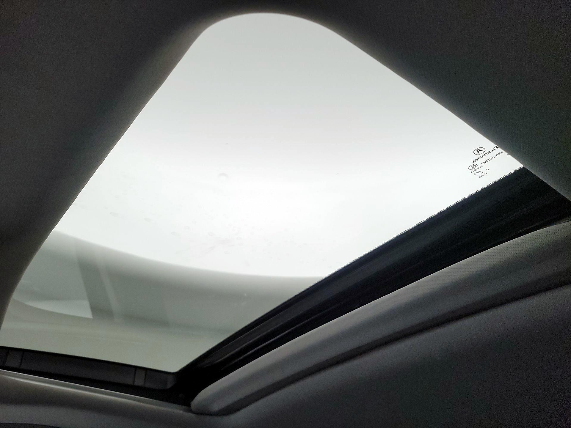 Thumbnail: 2018 Acura MDX - 19