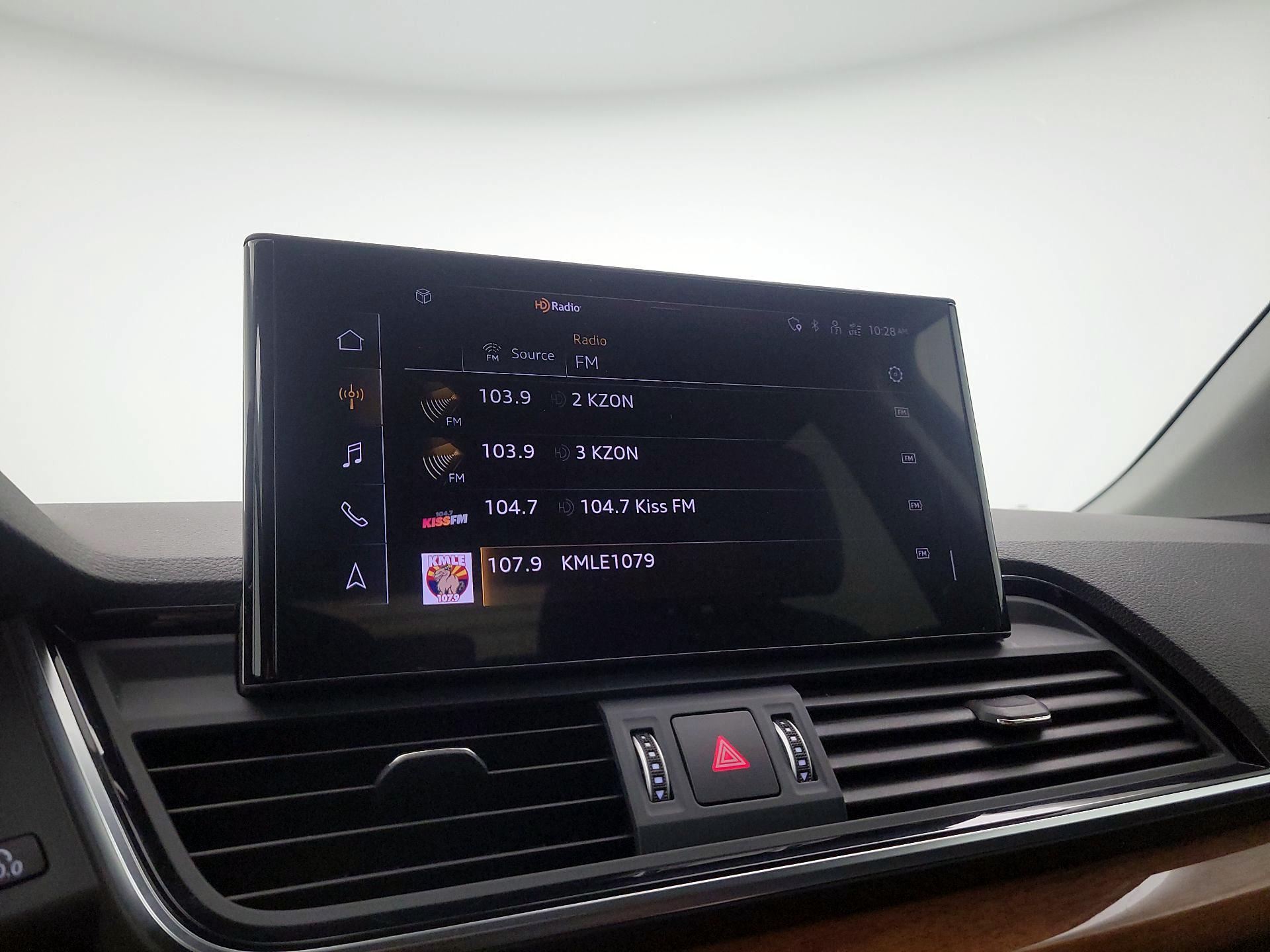 Thumbnail: 2023 Audi Q5 - 15