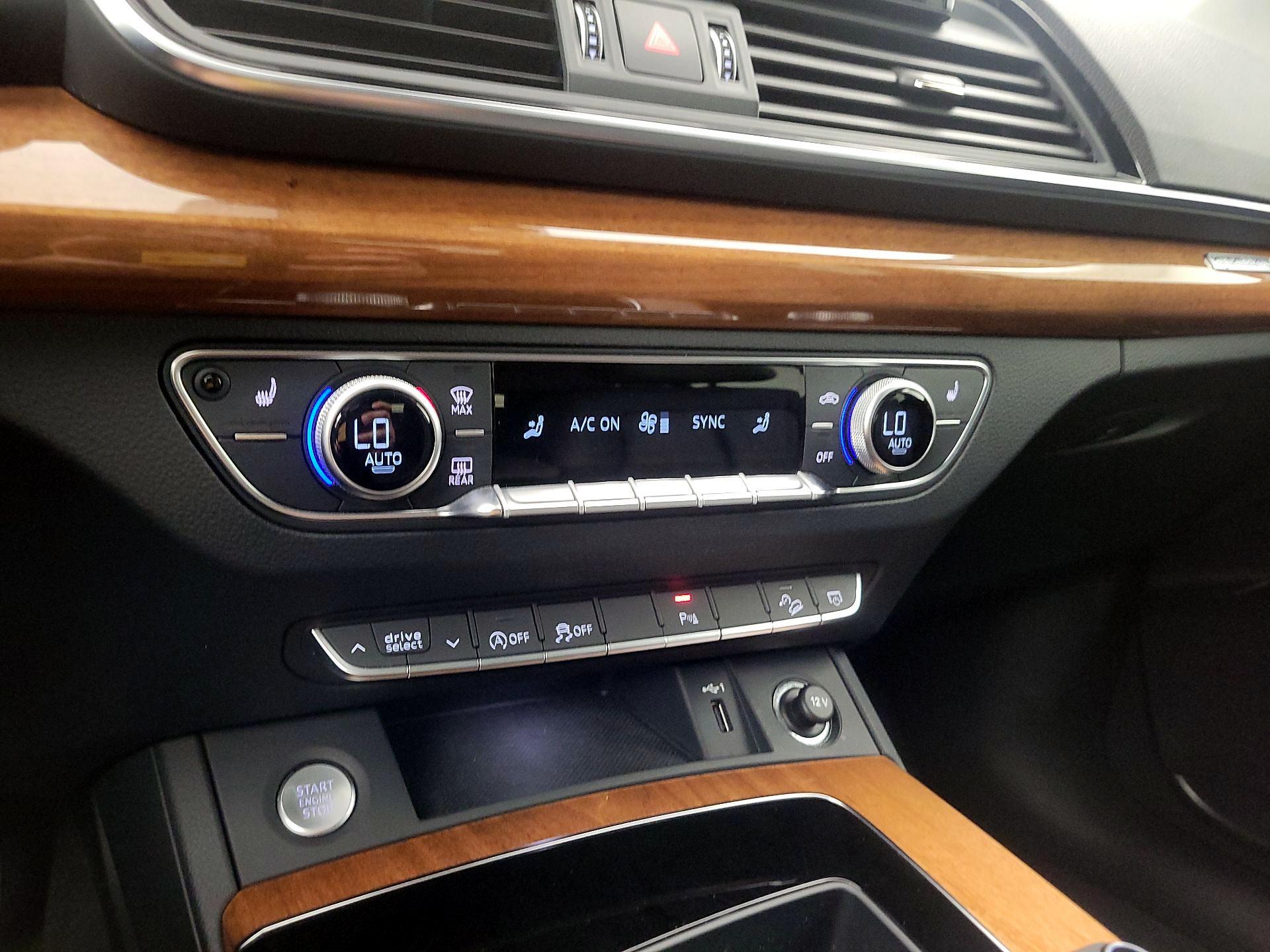 Thumbnail: 2023 Audi Q5 - 16