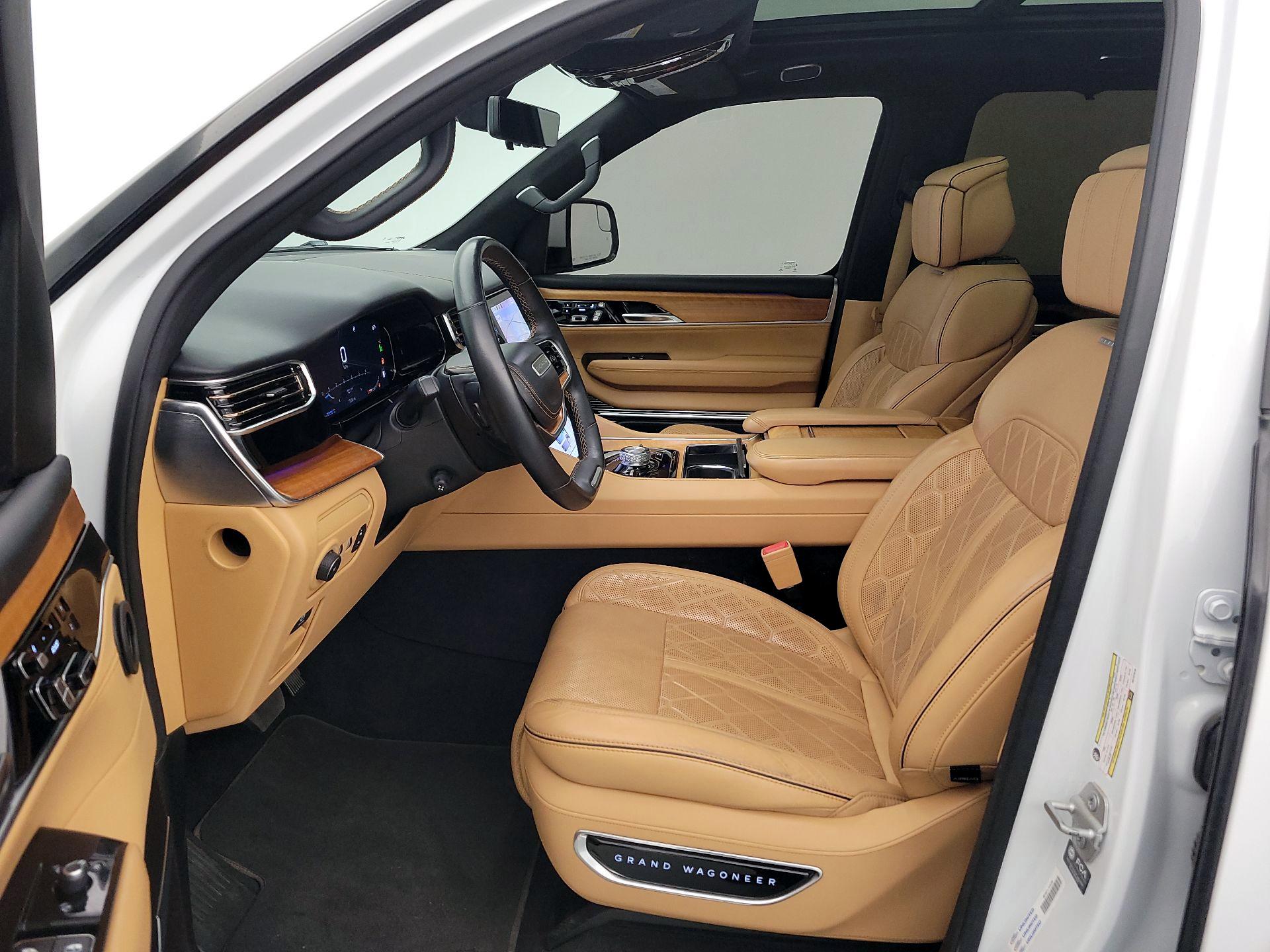 Thumbnail: 2022 Jeep Grand Wagoneer - 11