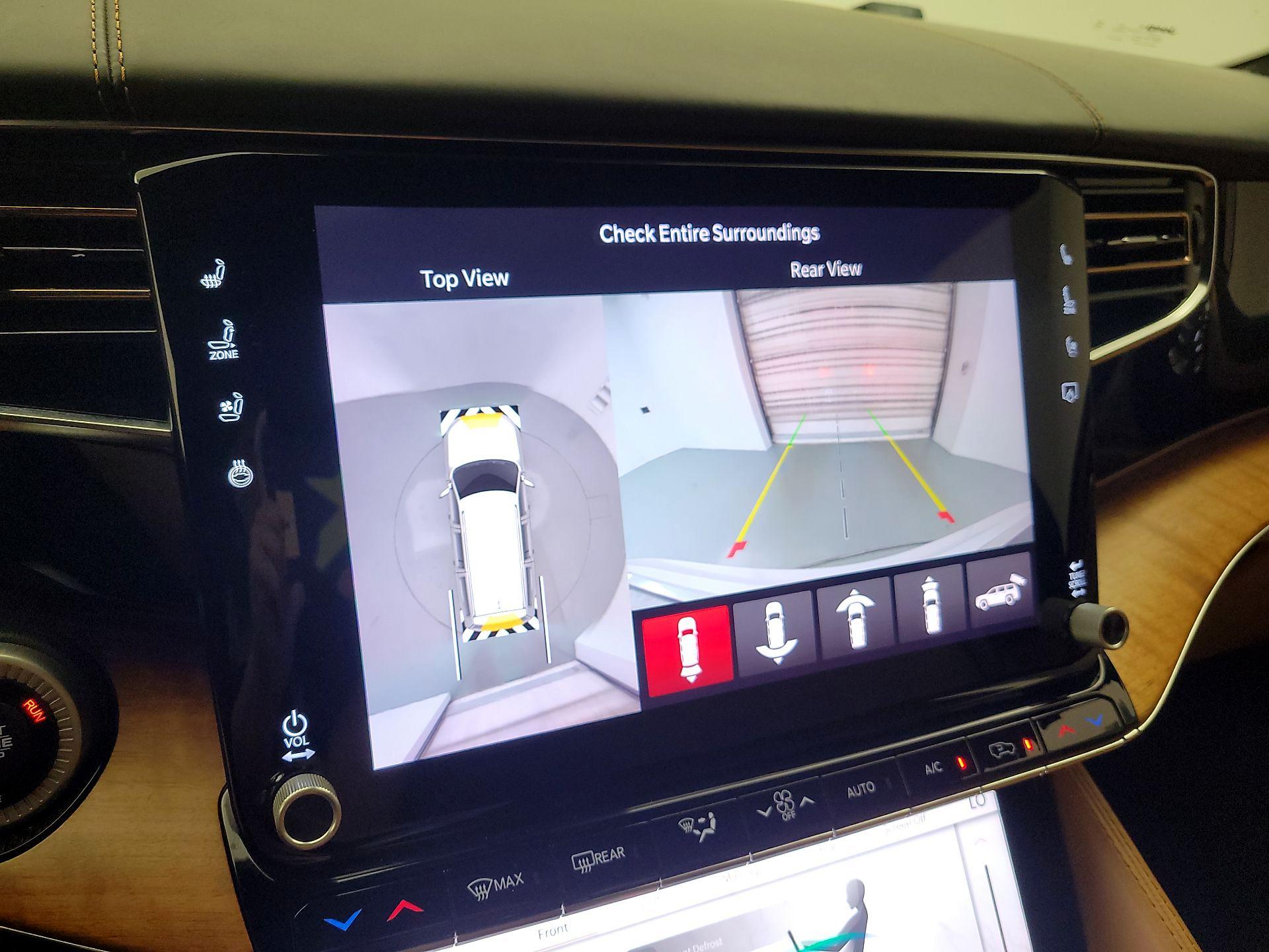 Thumbnail: 2022 Jeep Grand Wagoneer - 15