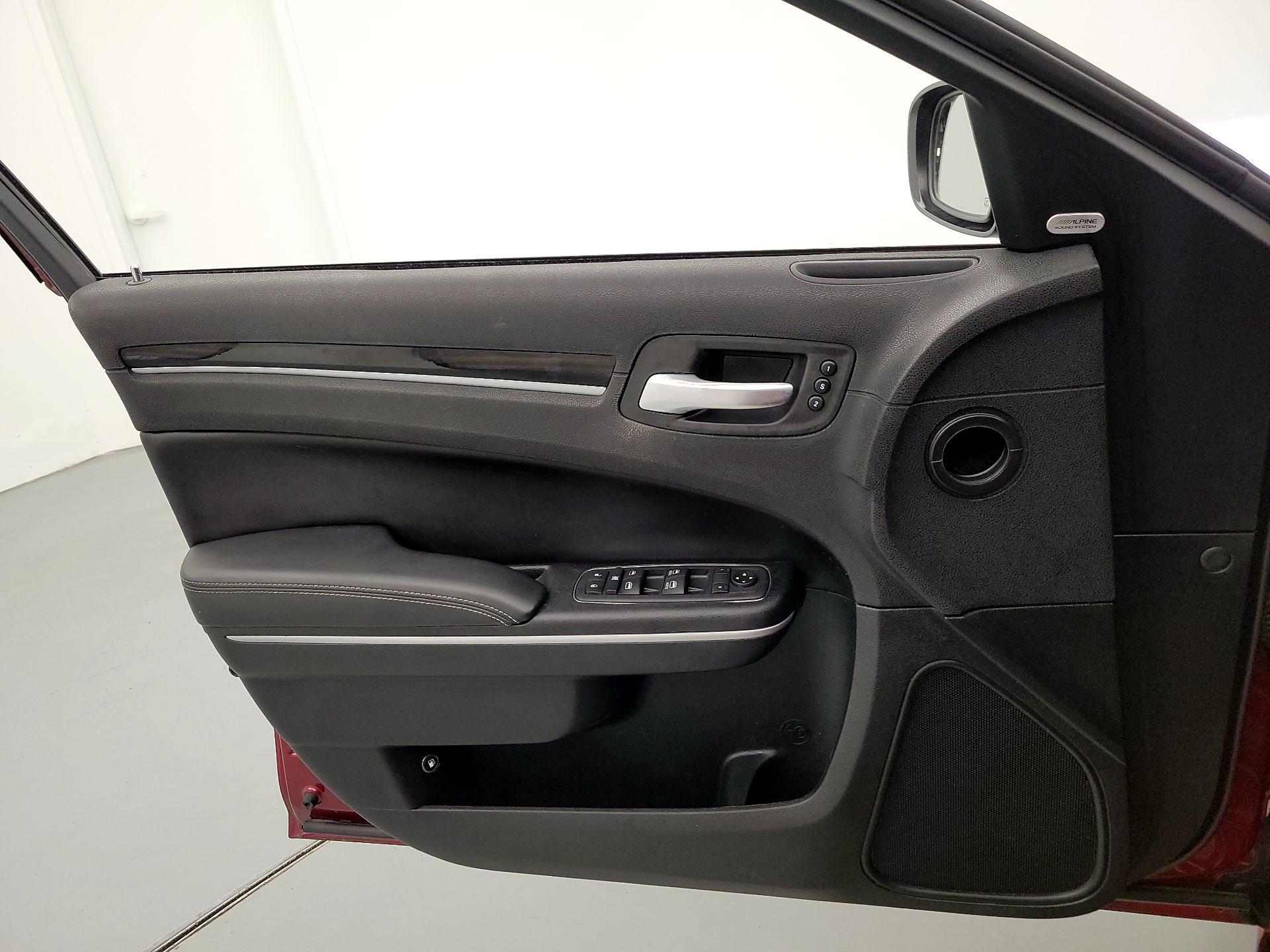 Thumbnail: 2020 Chrysler 300 - 12