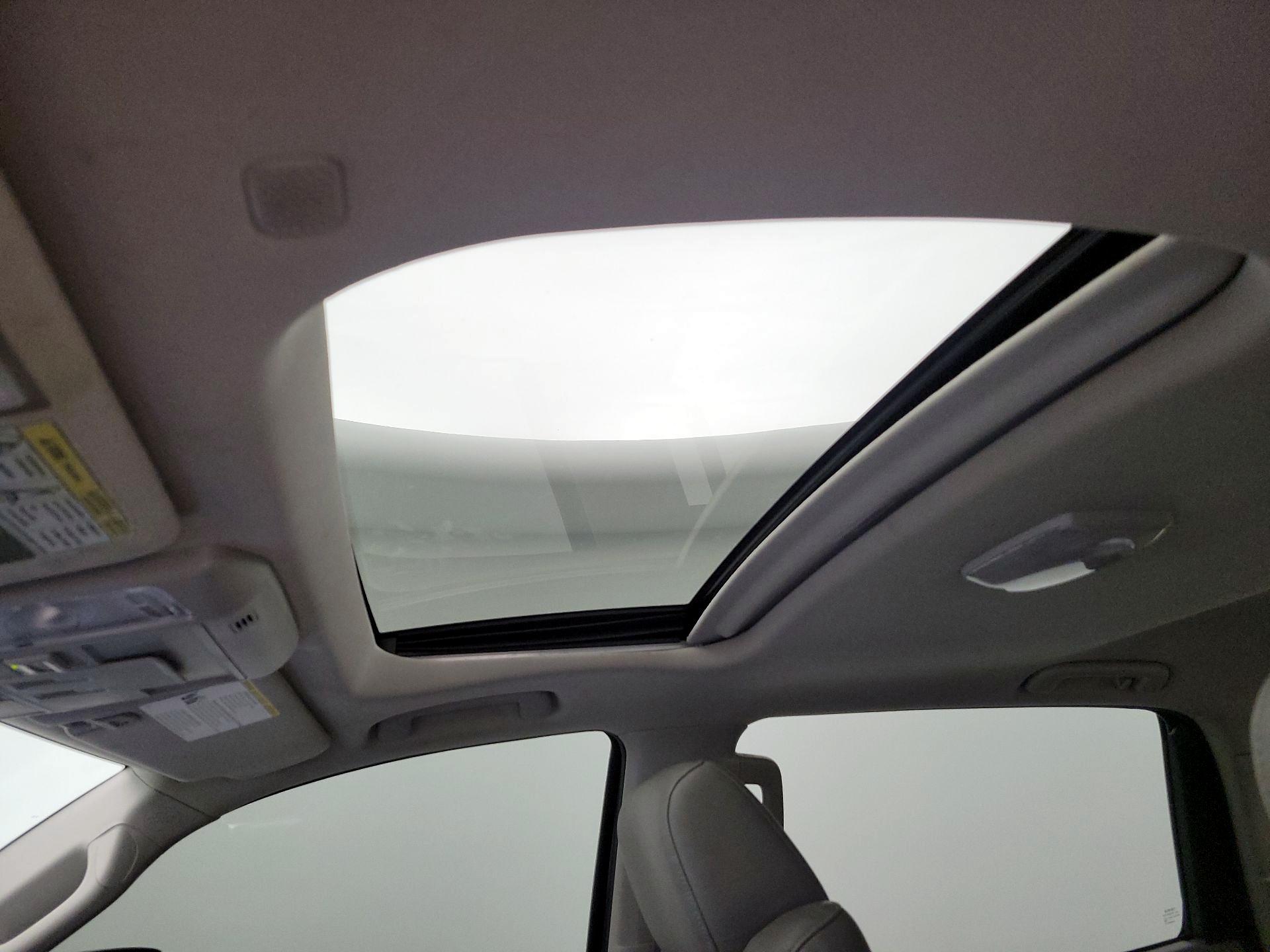 Thumbnail: 2021 Toyota Tundra - 19