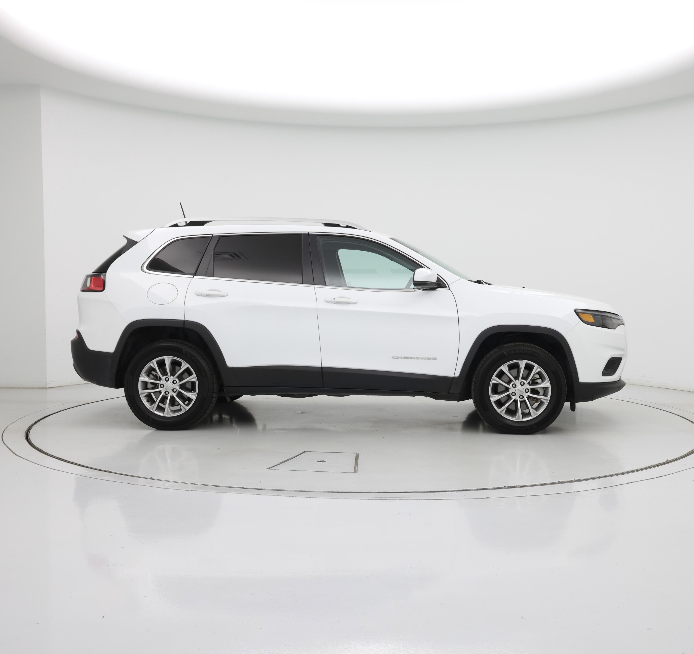 Thumbnail: 2021 Jeep Cherokee - 7