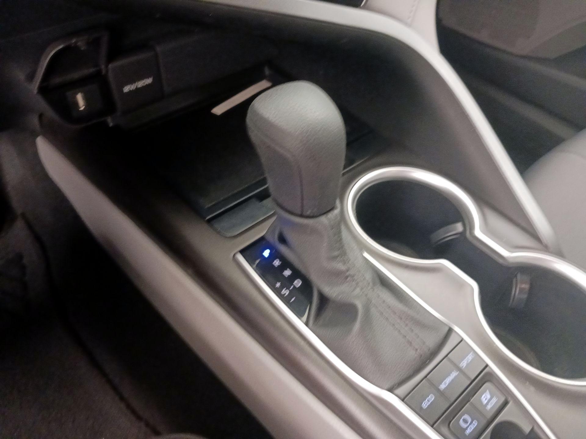 Thumbnail: 2023 Toyota Camry - 18