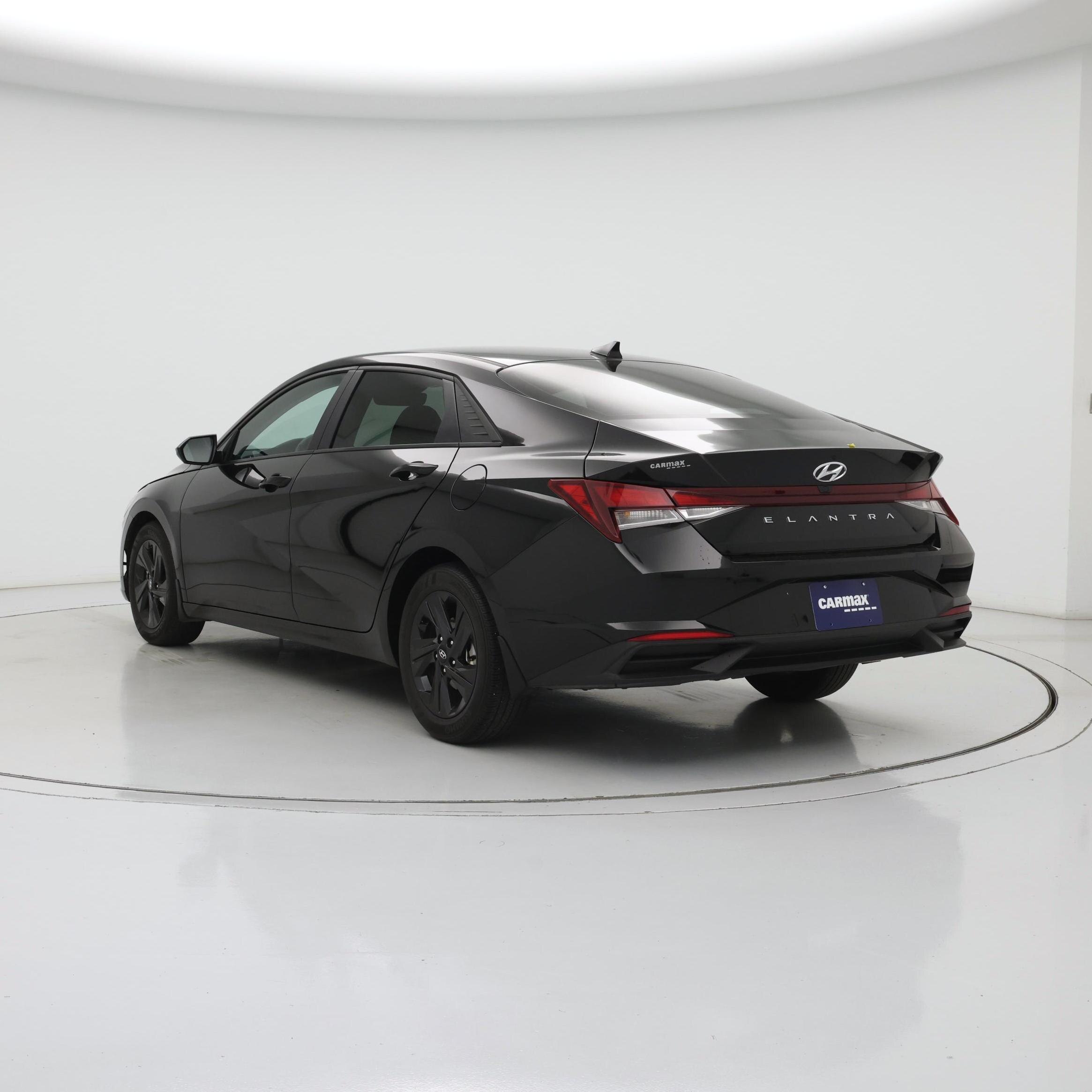 Thumbnail: 2023 Hyundai Elantra - 2