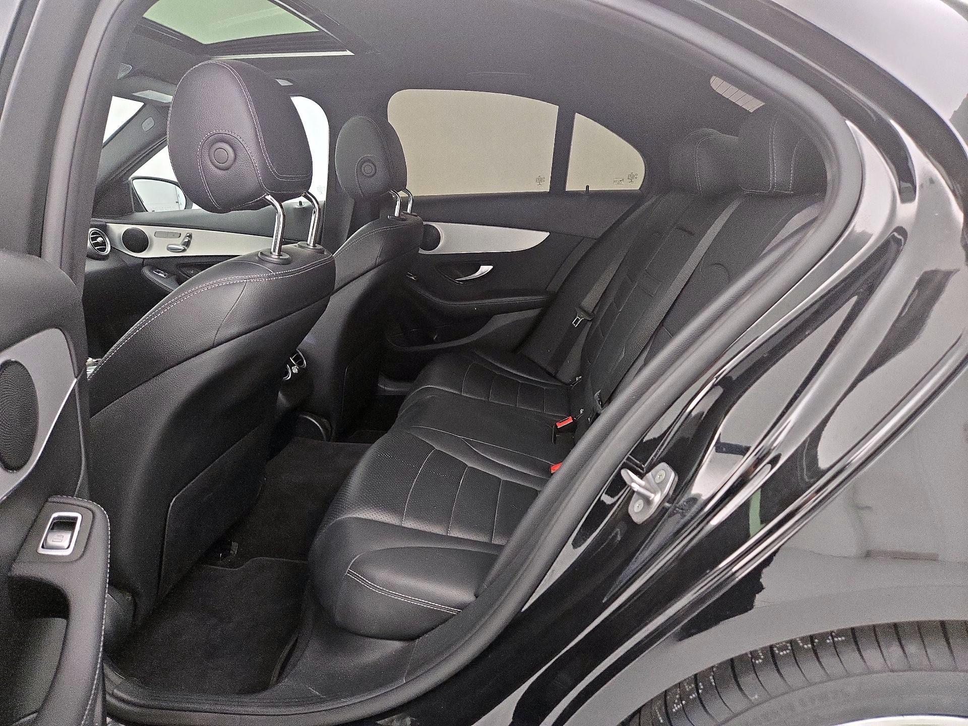 Thumbnail: 2021 Mercedes-Benz C-Class - 20