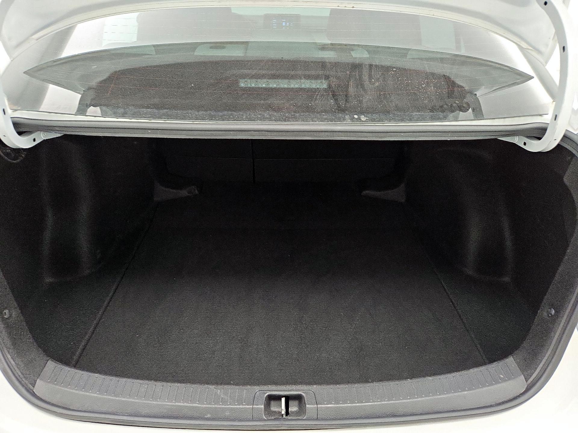 Thumbnail: 2023 Toyota Corolla - 20