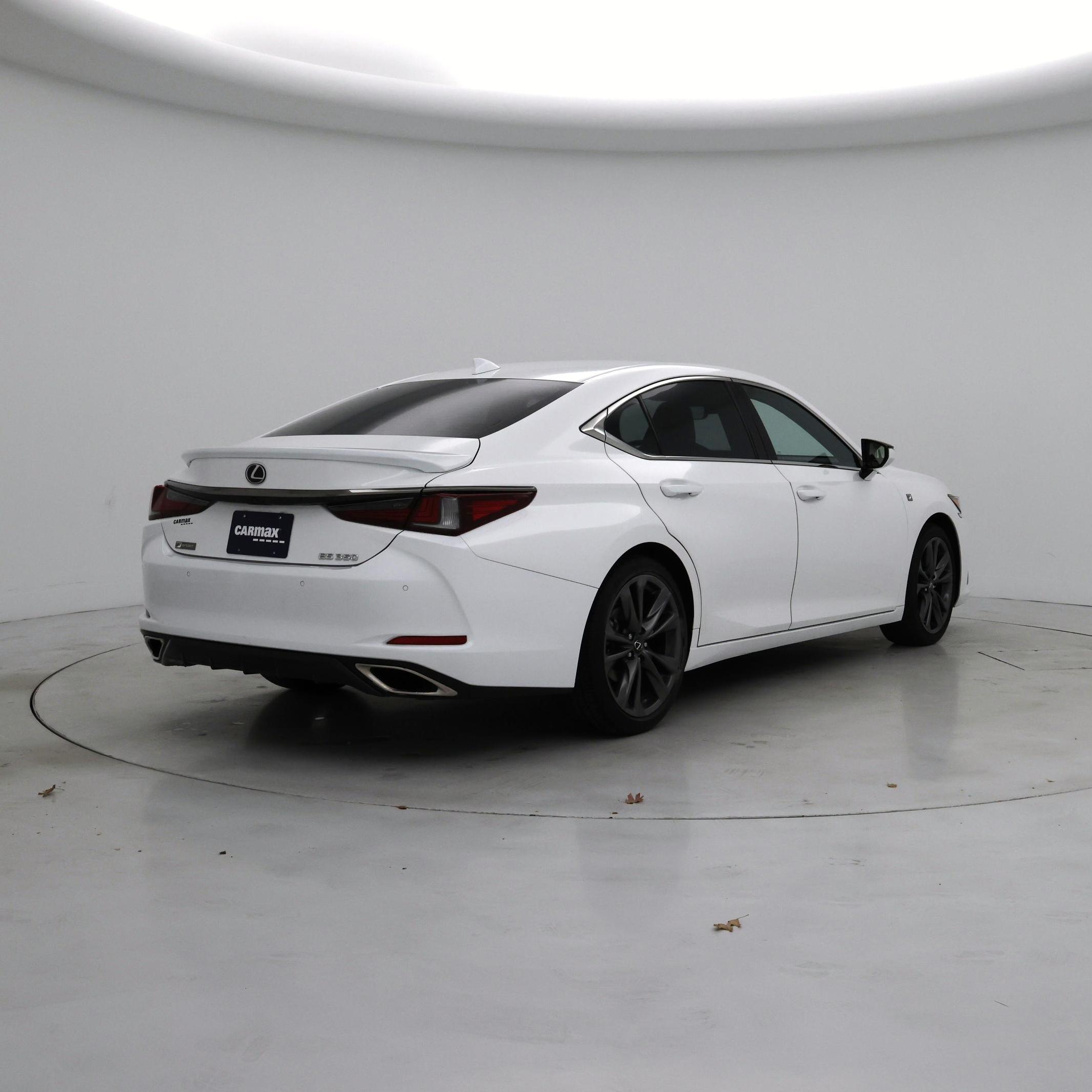 Thumbnail: 2020 Lexus ES - 8