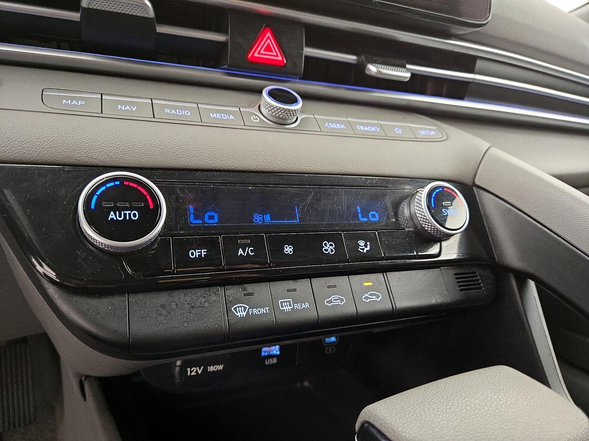 Thumbnail: 2024 Hyundai Elantra - 17