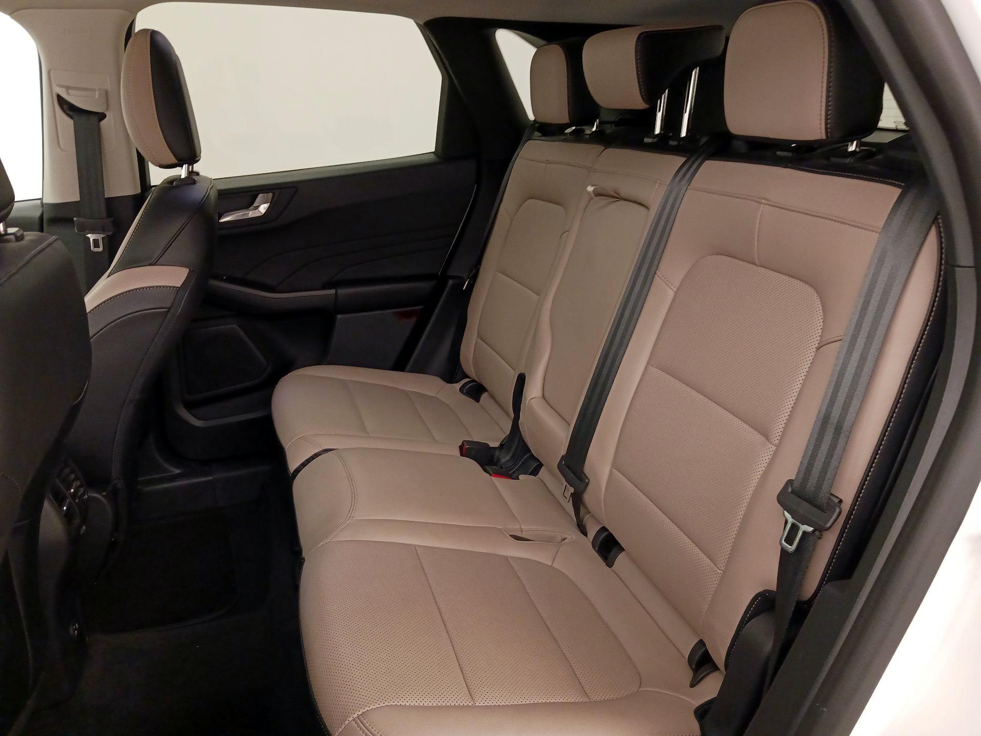 Thumbnail: 2021 Ford Escape - 20