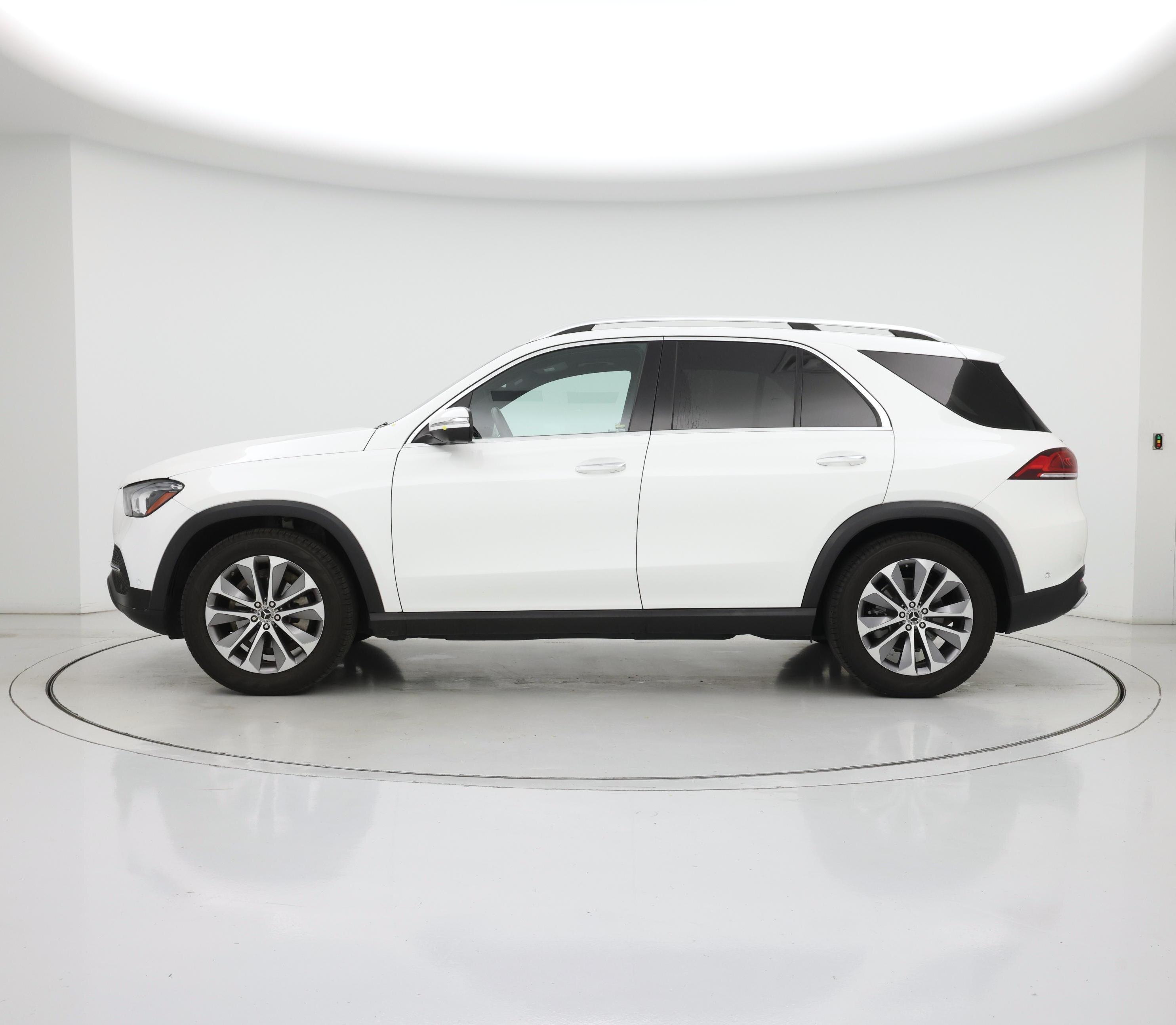 Thumbnail: 2021 Mercedes-Benz GLE - 3