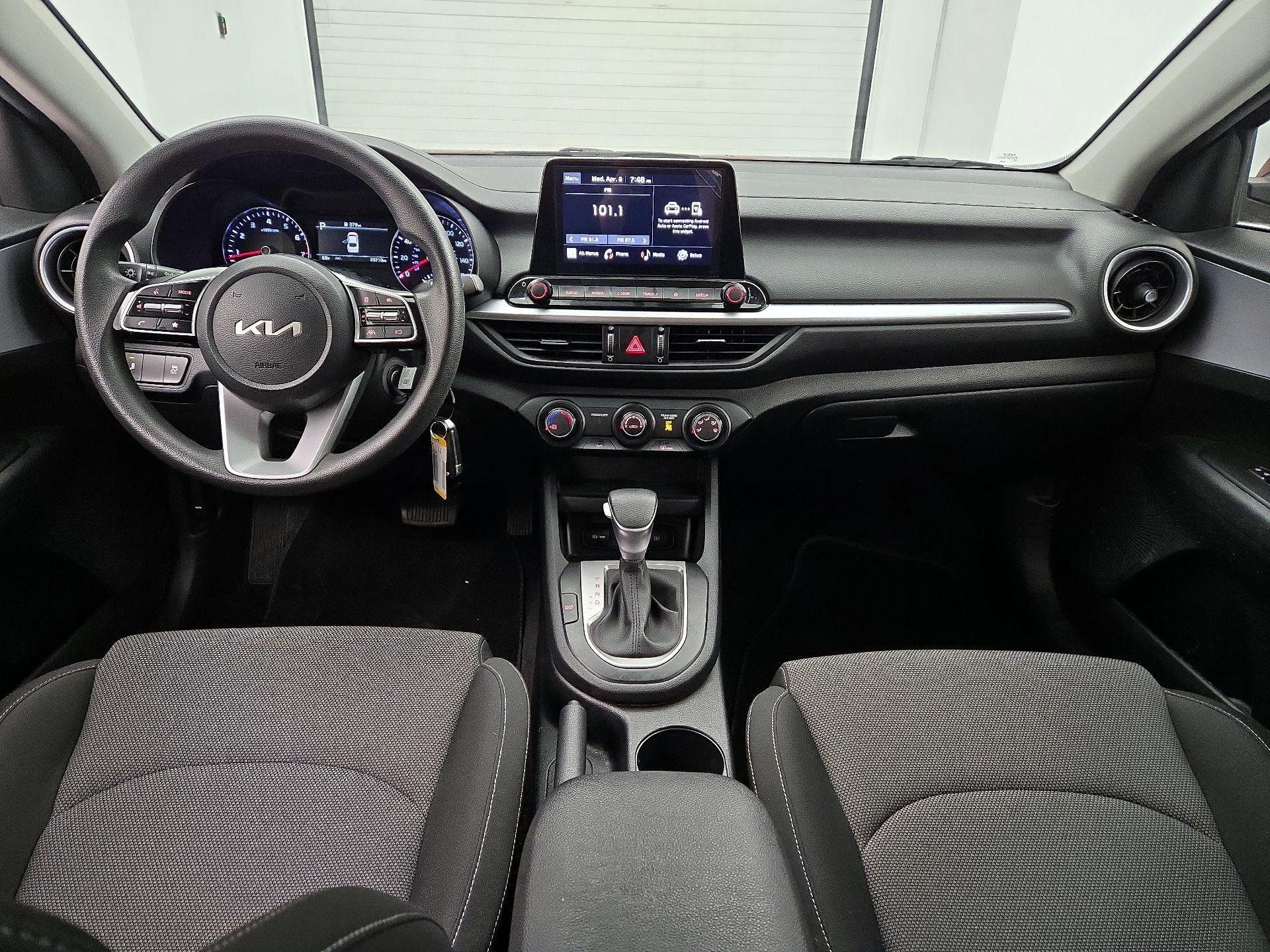 Thumbnail: 2024 Kia Forte - 9