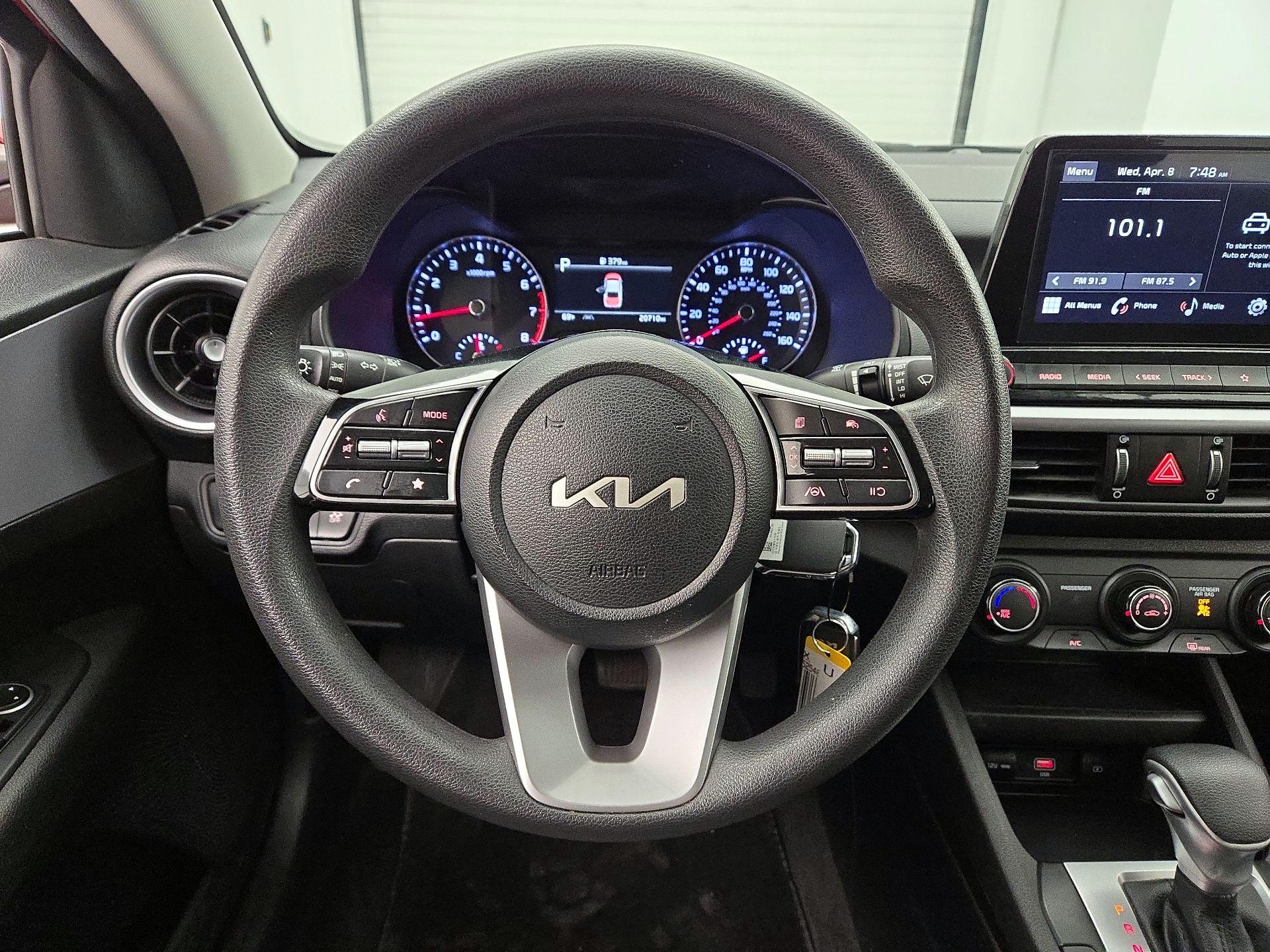 Thumbnail: 2024 Kia Forte - 10