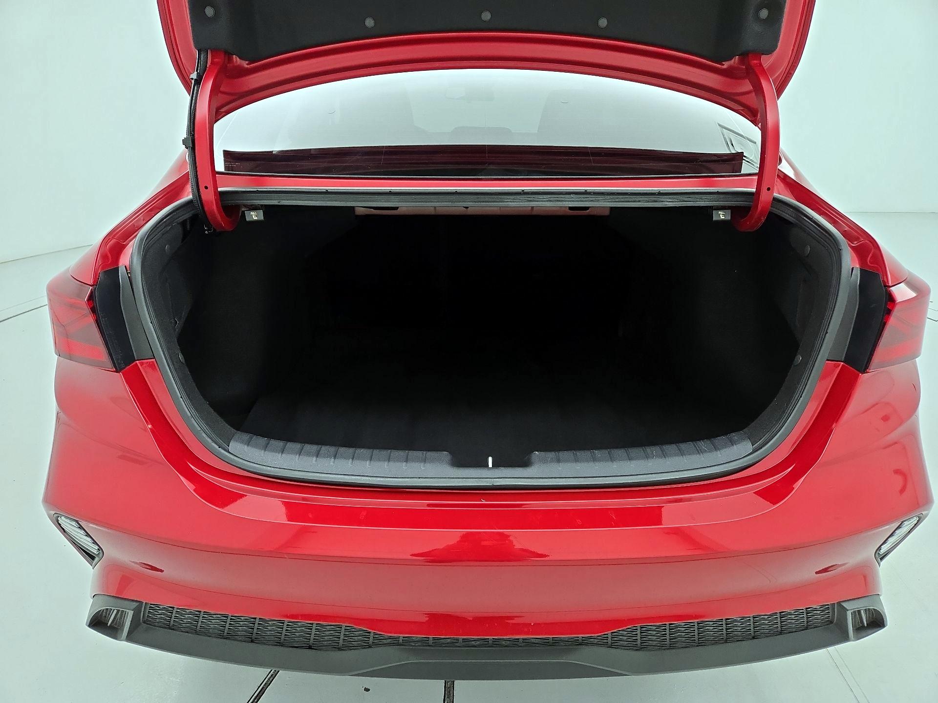 Thumbnail: 2024 Kia Forte - 20