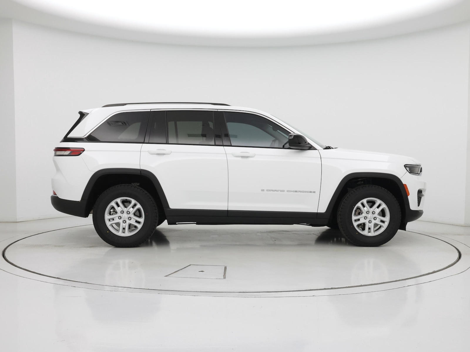 2023 Jeep Grand Cherokee Laredo - Photo 8