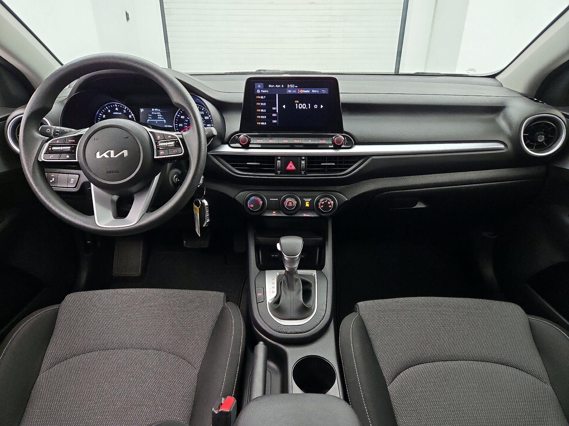 Thumbnail: 2024 Kia Forte - 9