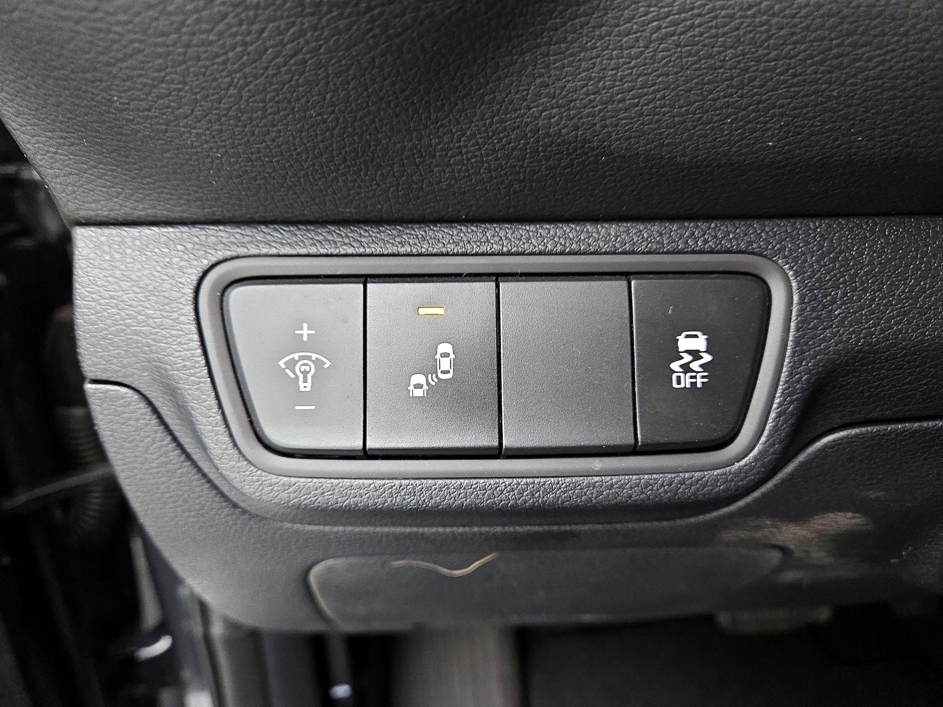 Thumbnail: 2024 Kia Forte - 13