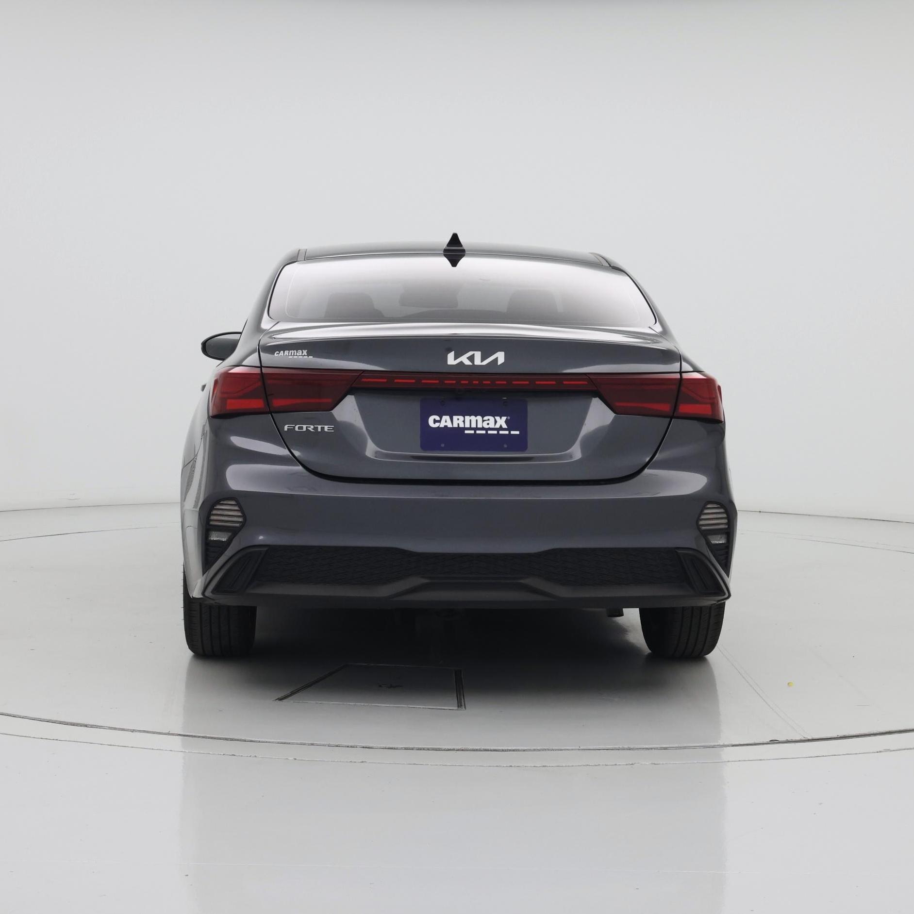 Thumbnail: 2024 Kia Forte - 6