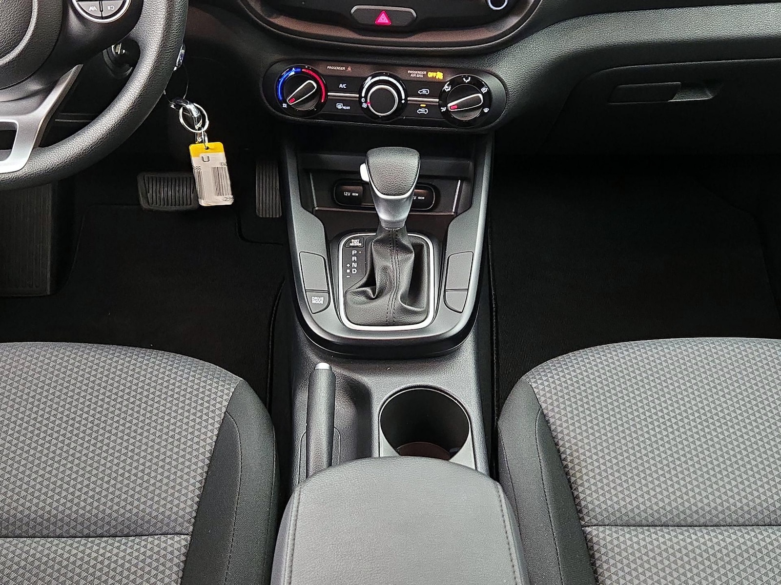 2025 Kia Soul LX - Photo 18