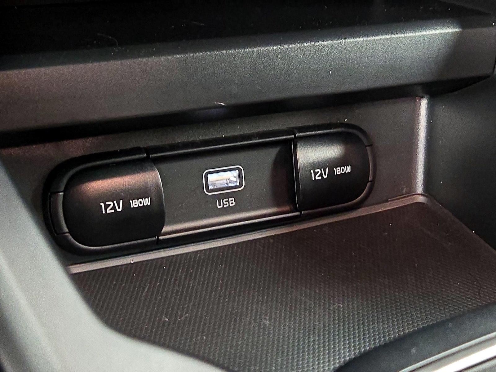 2025 Kia Soul LX - Photo 19
