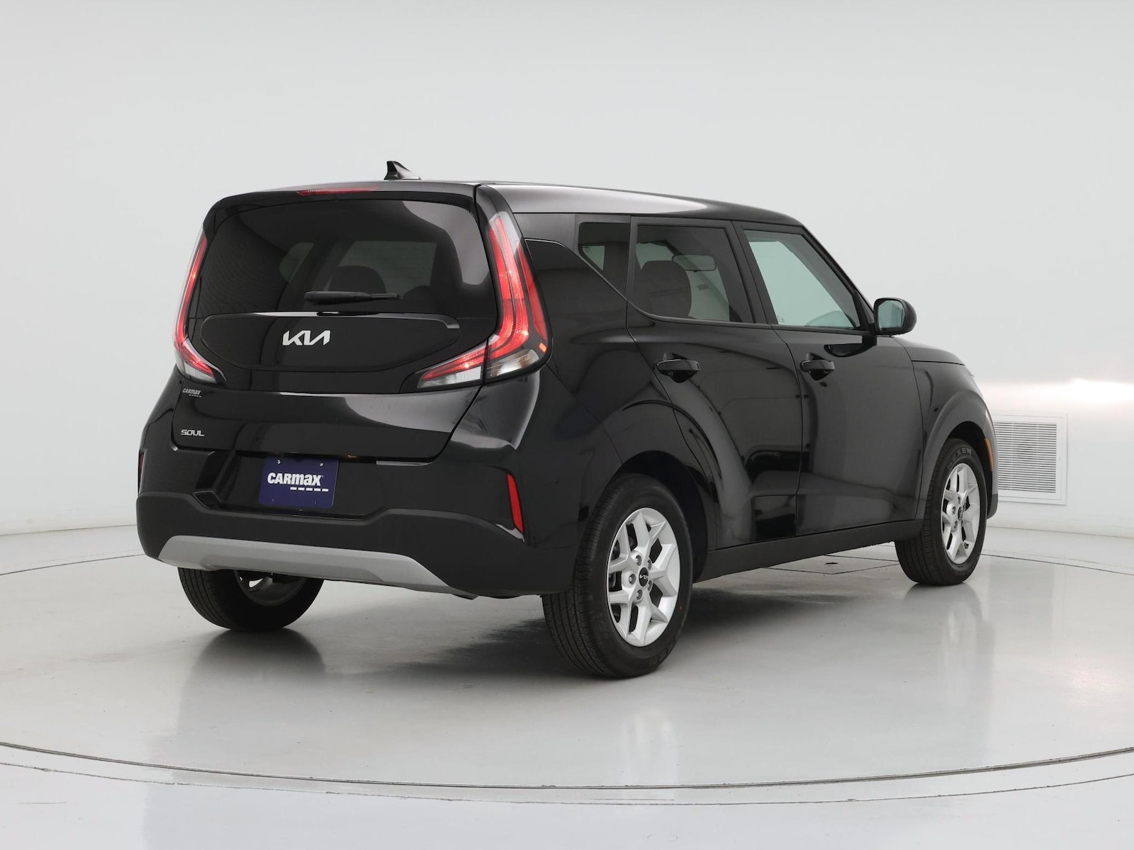 2025 Kia Soul LX - Photo 9