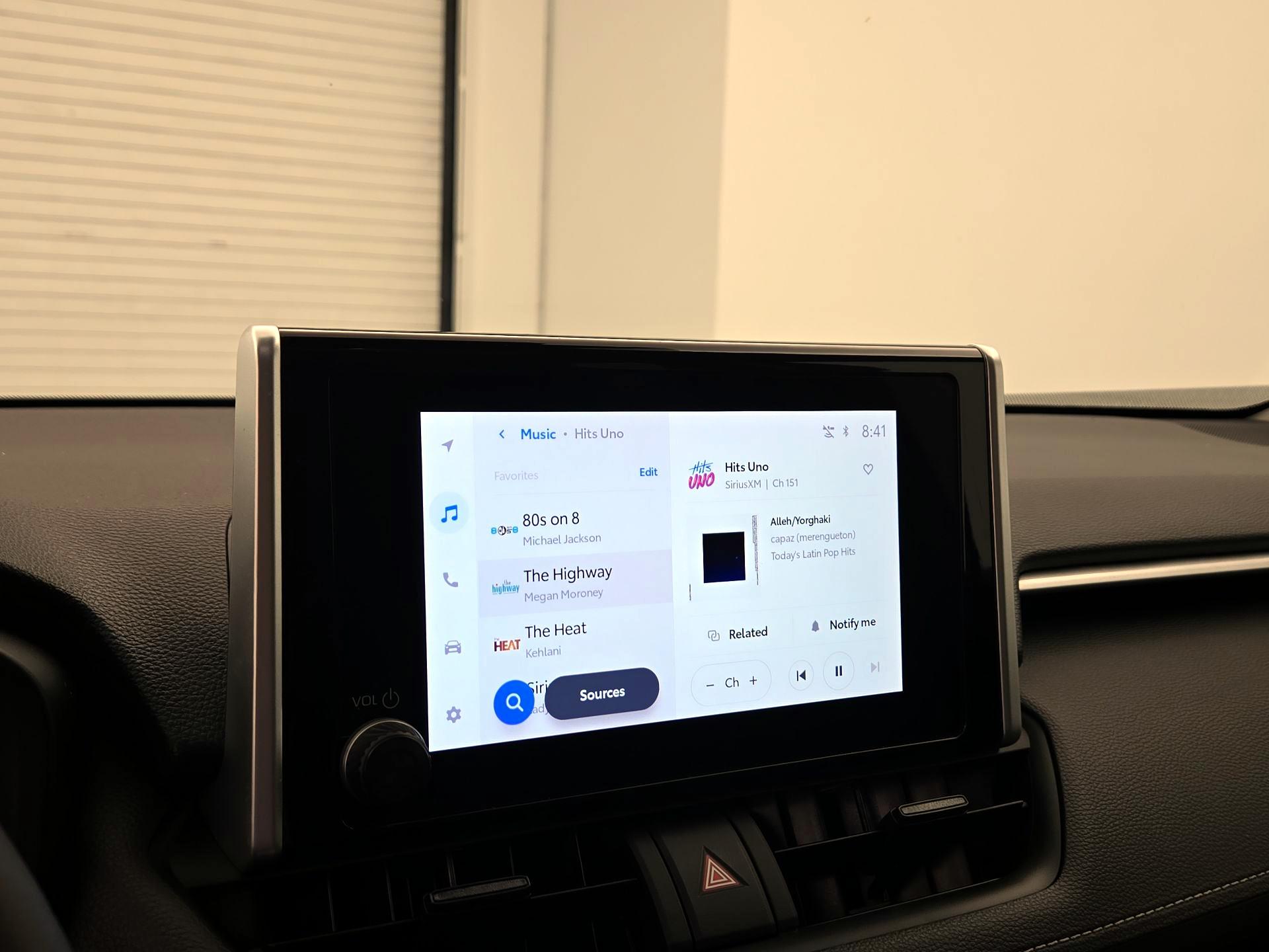 Thumbnail: 2023 Toyota RAV4 - 15