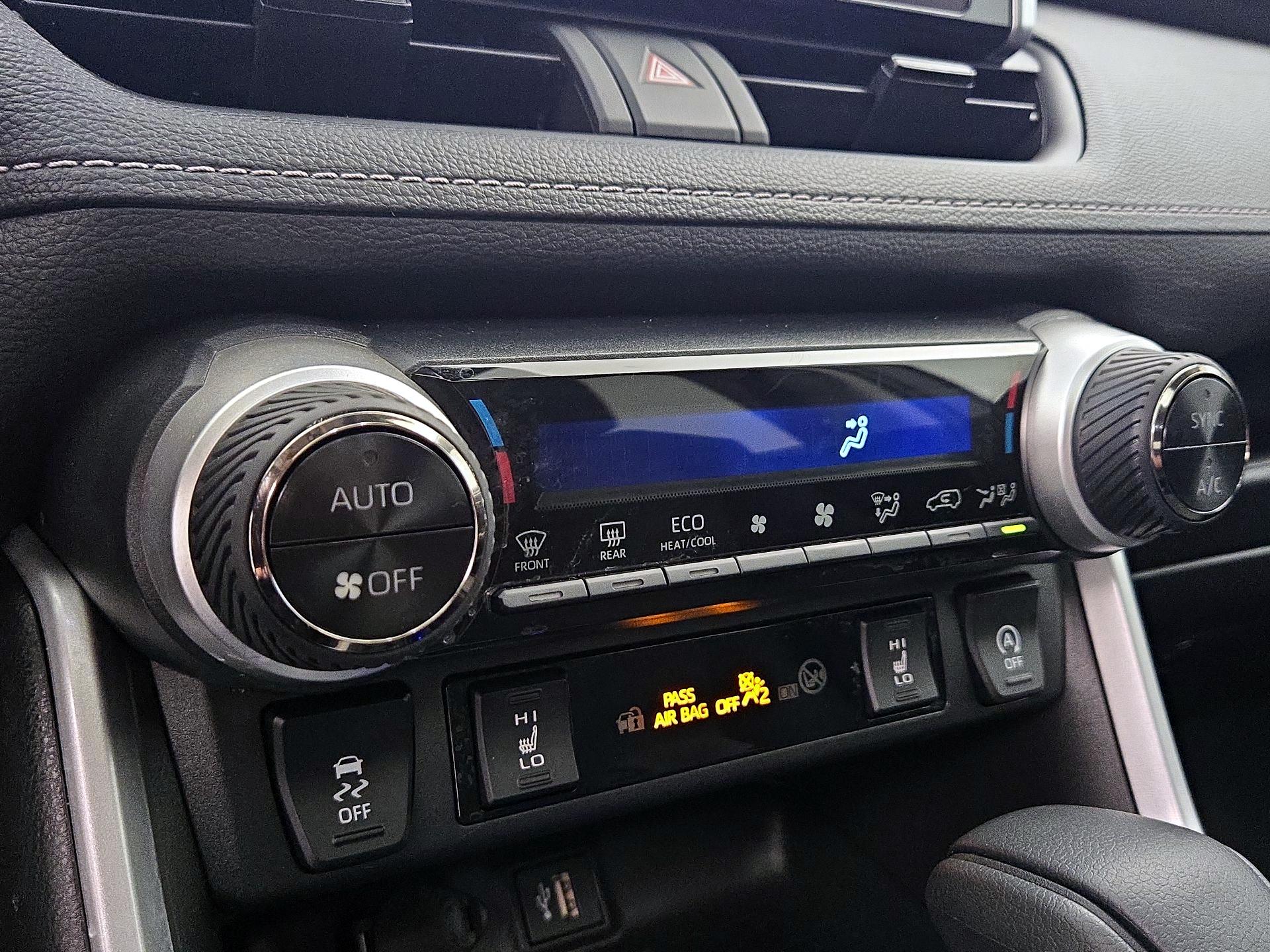 Thumbnail: 2023 Toyota RAV4 - 16