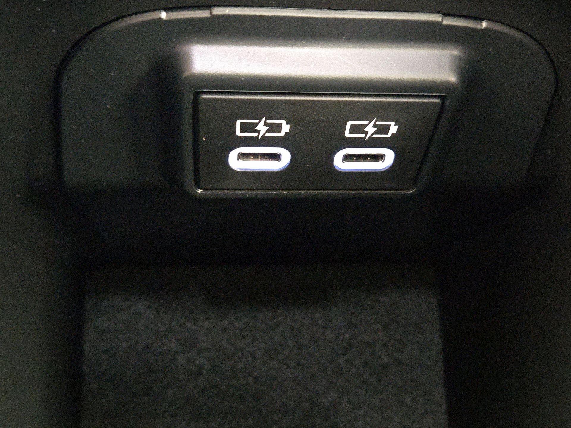 Thumbnail: 2023 Toyota RAV4 - 18